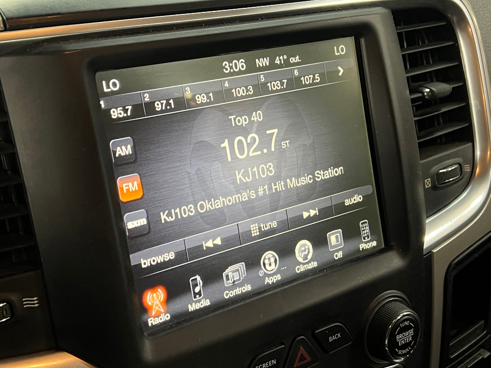 Thumbnail: 2017 RAM 1500 - 4