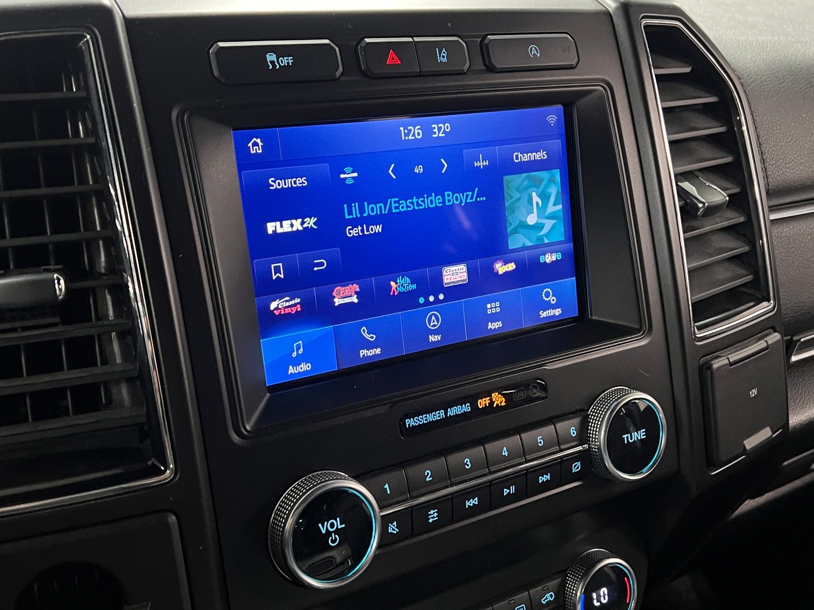 Thumbnail: 2021 Ford Expedition - 3