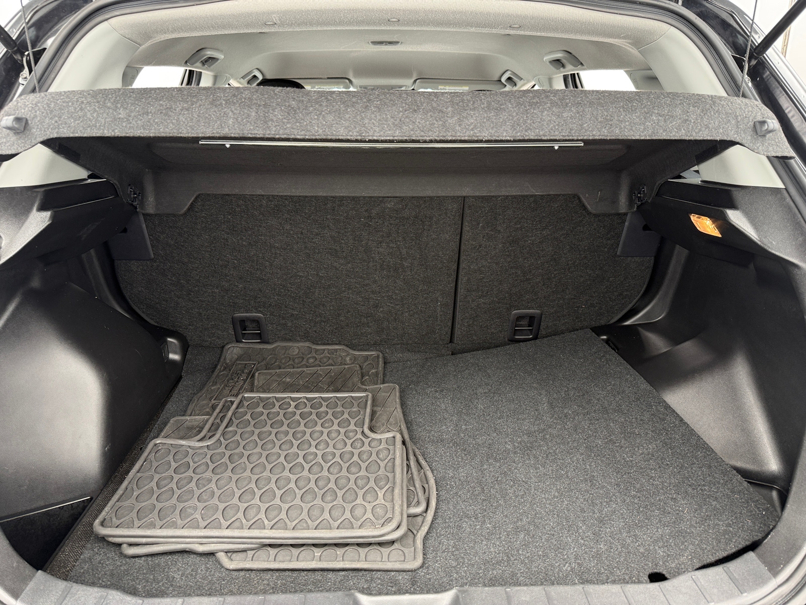 Thumbnail: 2024 Mitsubishi Outlander Sport - 7