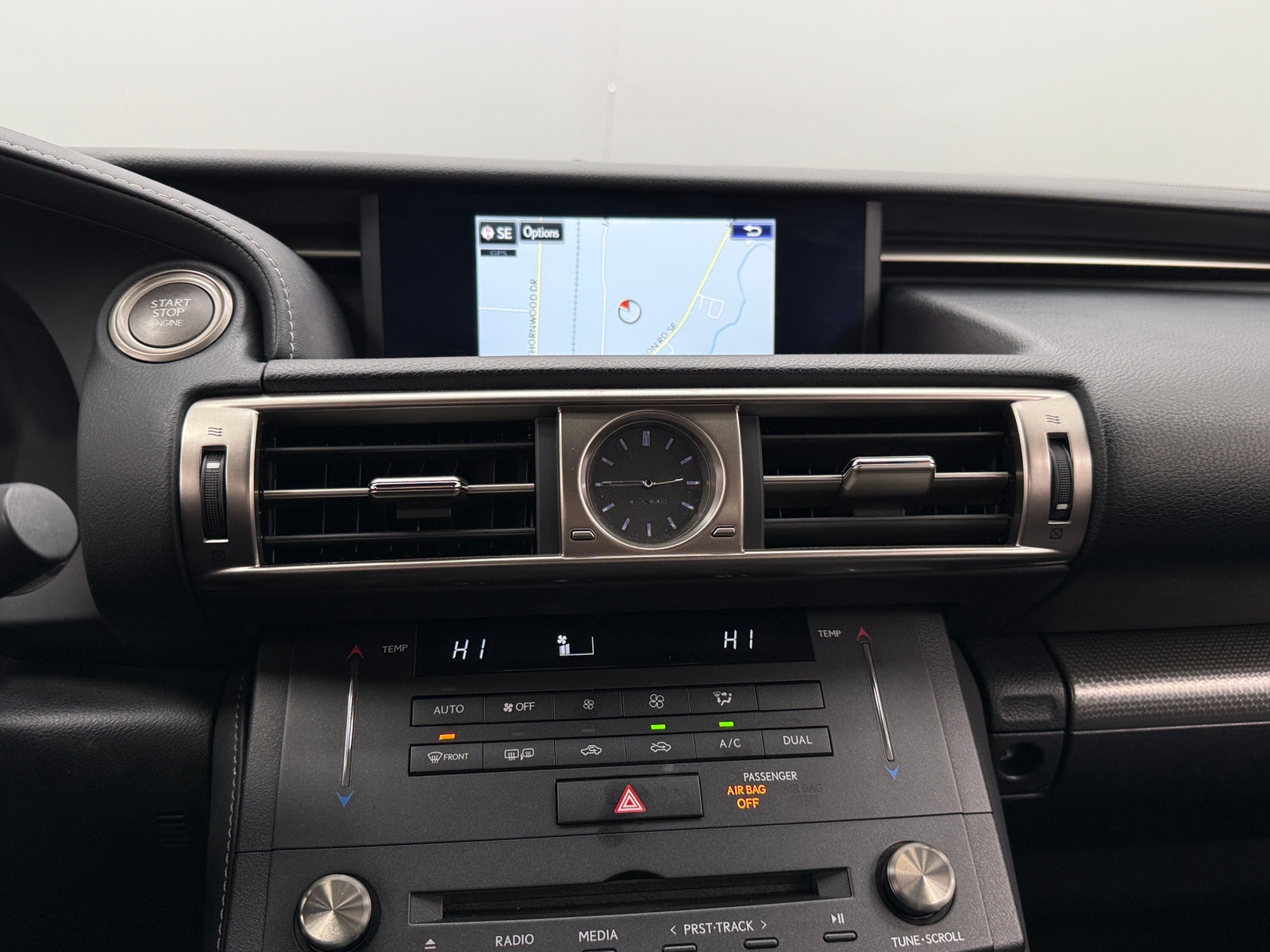 Thumbnail: 2015 Lexus IS - 3