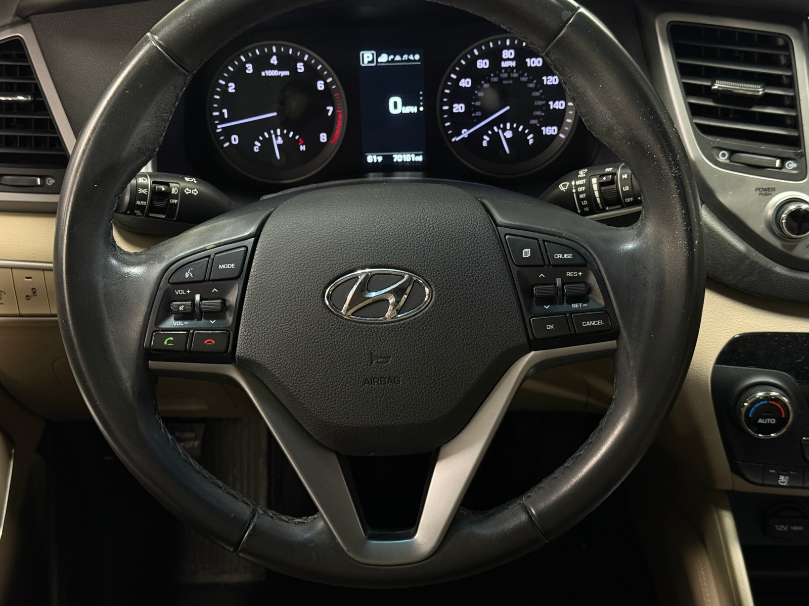Thumbnail: 2016 Hyundai Tucson - 4