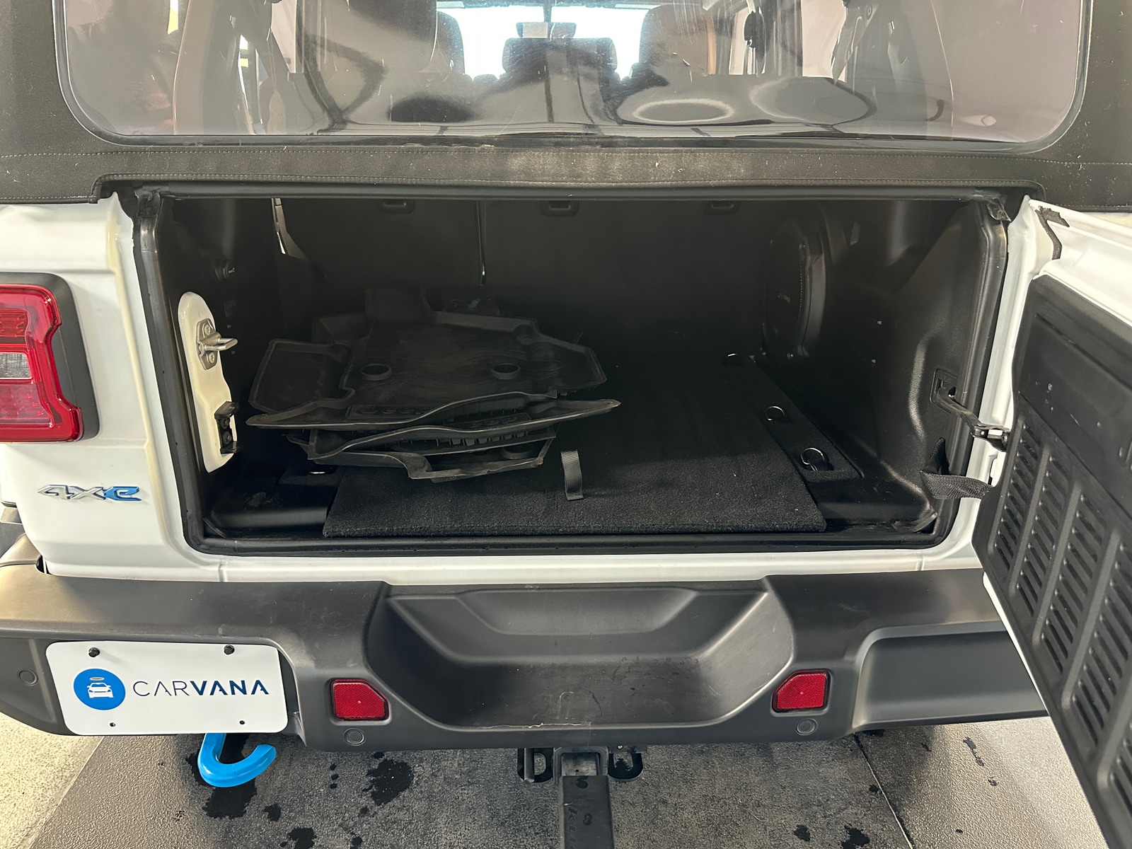 Thumbnail: 2023 Jeep Wrangler - 7