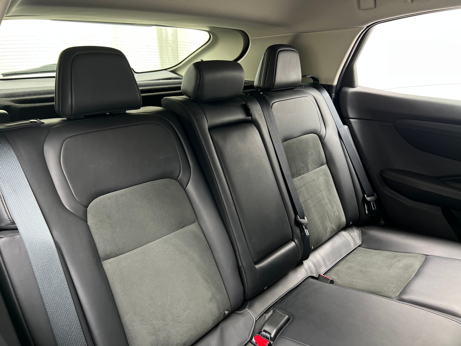 Thumbnail: 2024 Nissan Ariya - 5