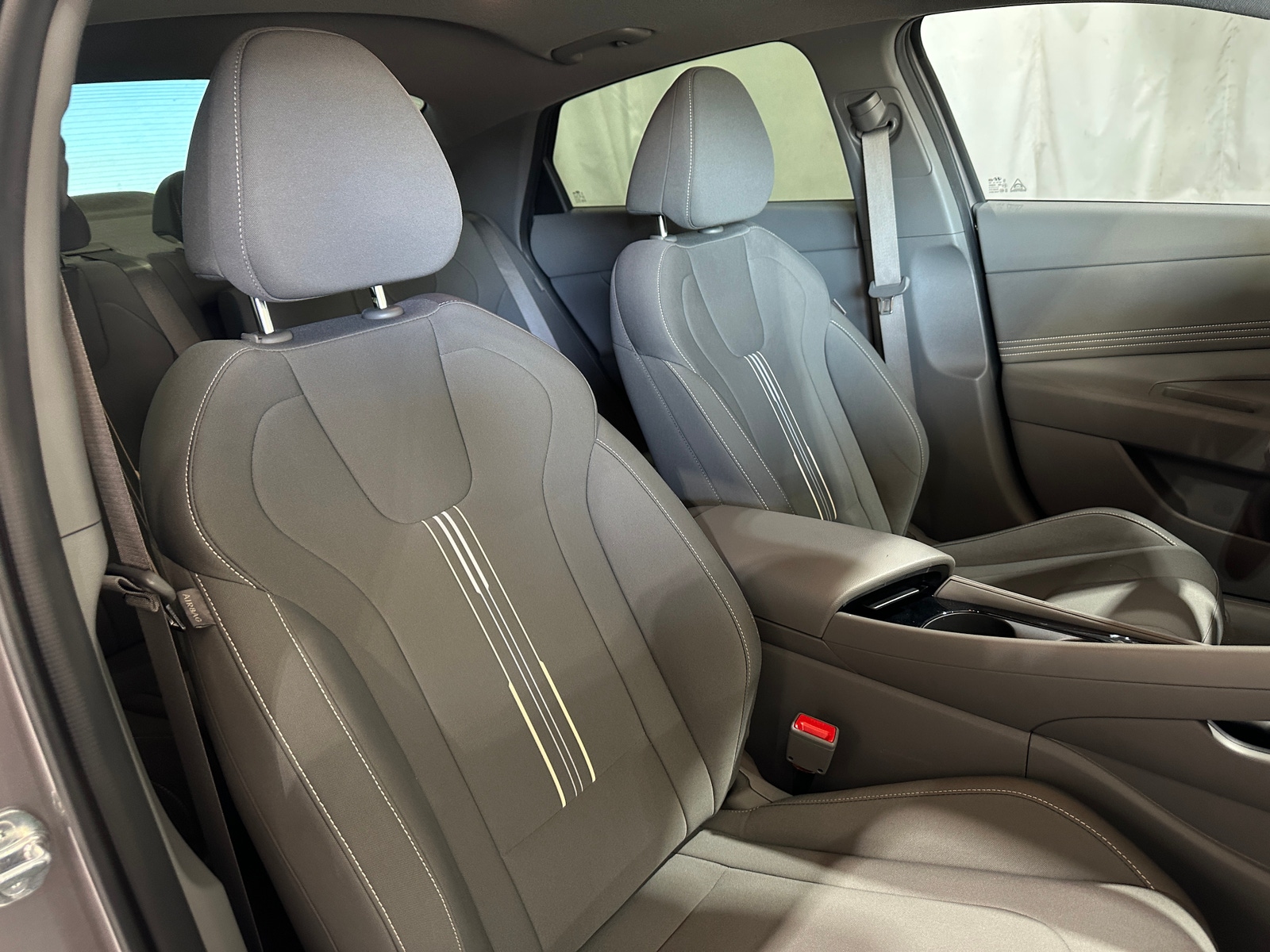 Thumbnail: 2024 Hyundai Elantra - 2