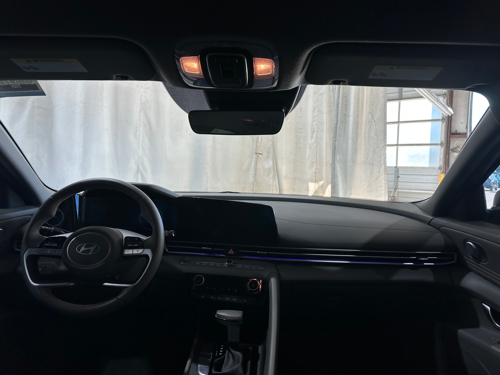 Thumbnail: 2024 Hyundai Elantra - 3