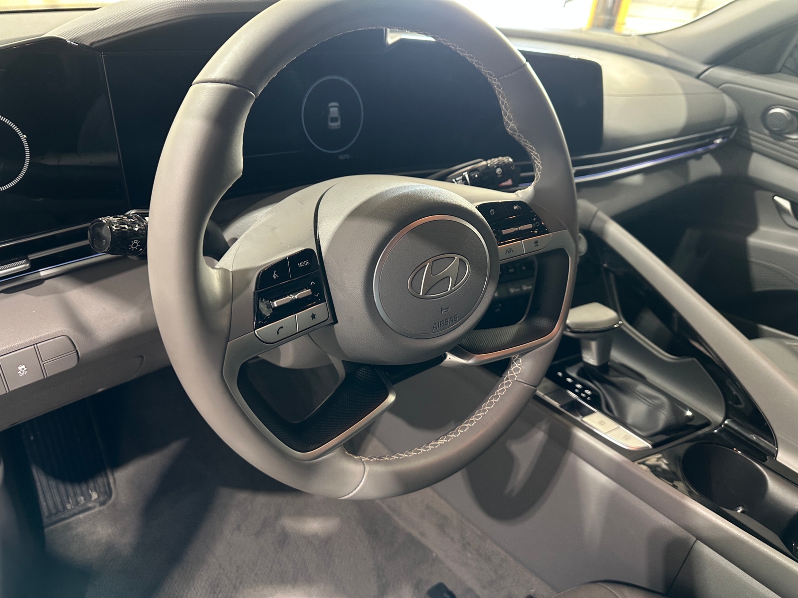 Thumbnail: 2024 Hyundai Elantra - 5