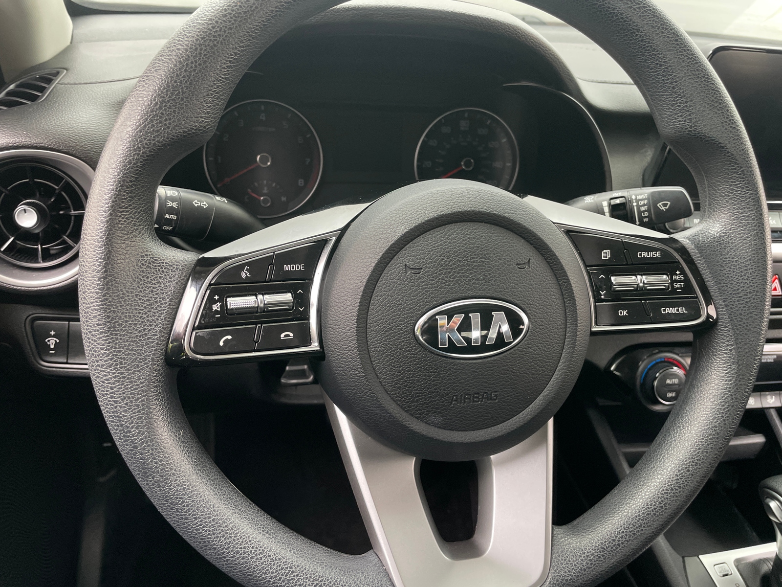 Thumbnail: 2019 Kia Forte - 5