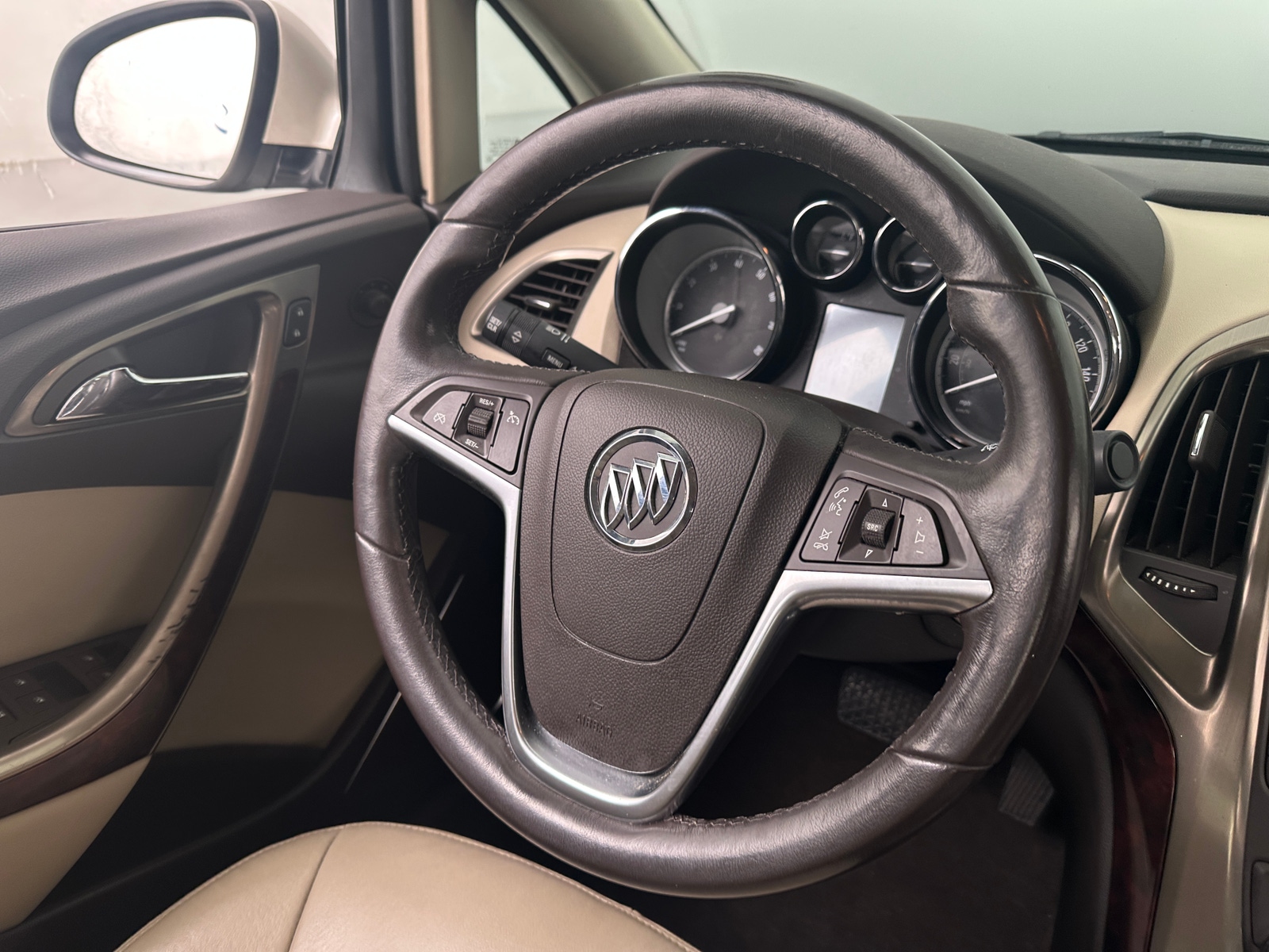 Thumbnail: 2016 Buick Verano - 4