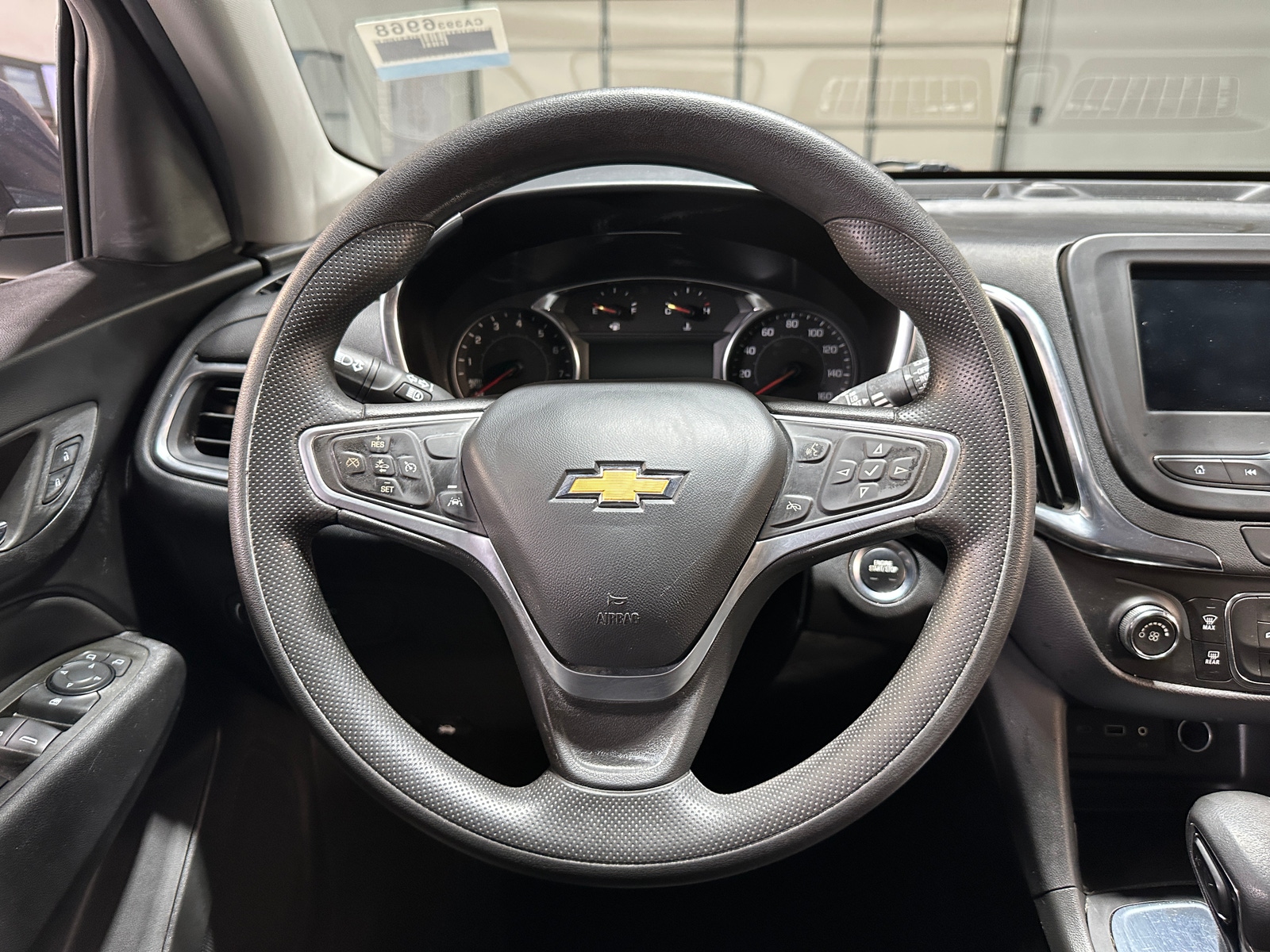 Thumbnail: 2023 Chevrolet Equinox - 5