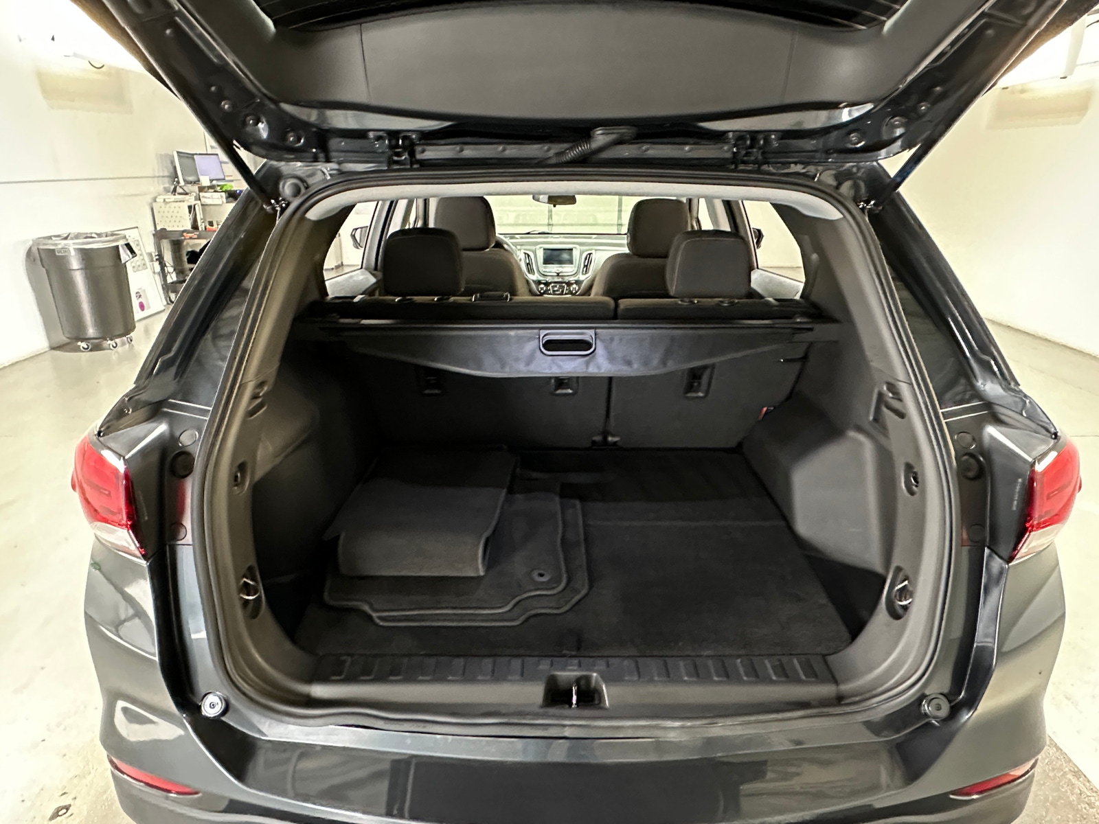 Thumbnail: 2023 Chevrolet Equinox - 7