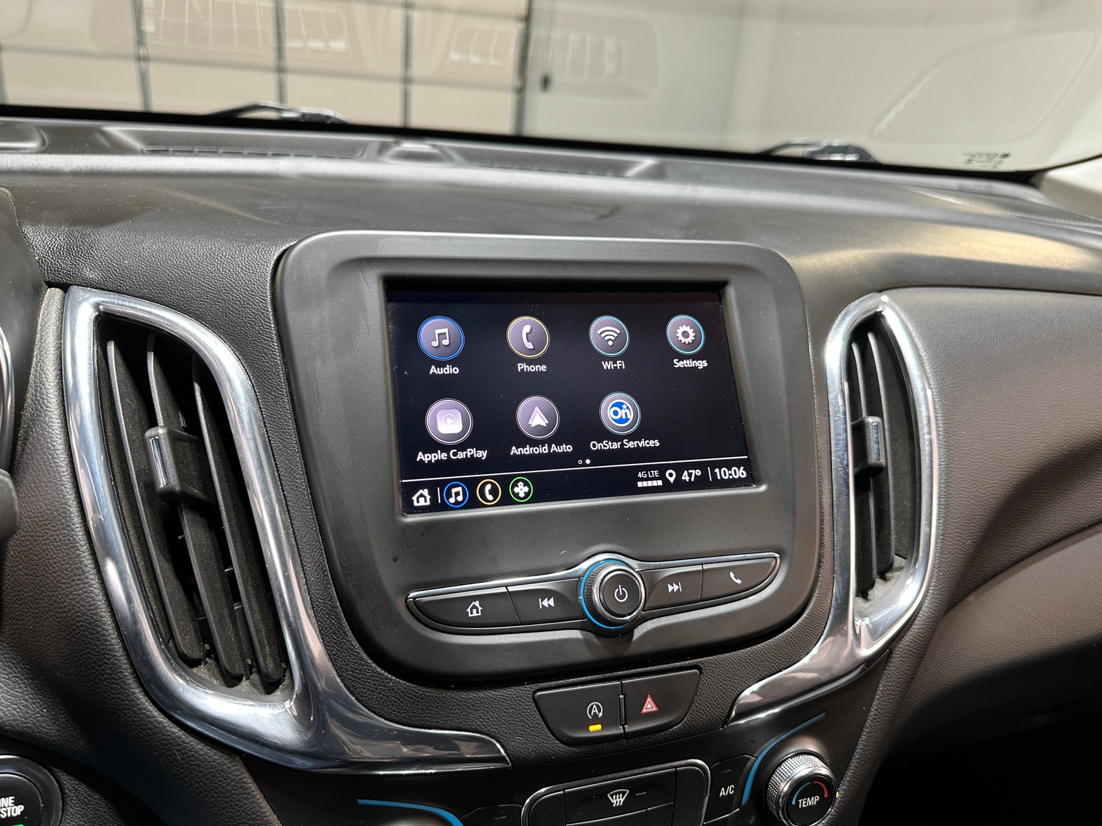 Thumbnail: 2023 Chevrolet Equinox - 4