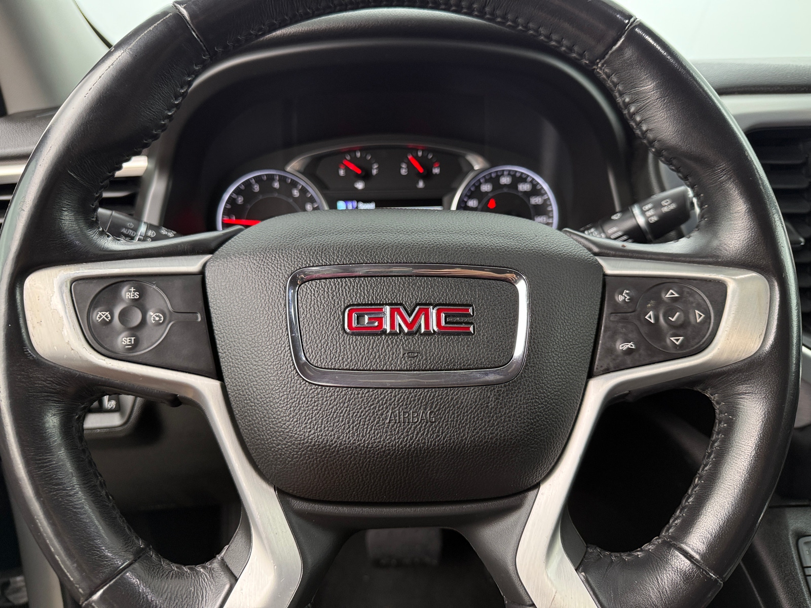 Thumbnail: 2018 GMC Acadia - 4