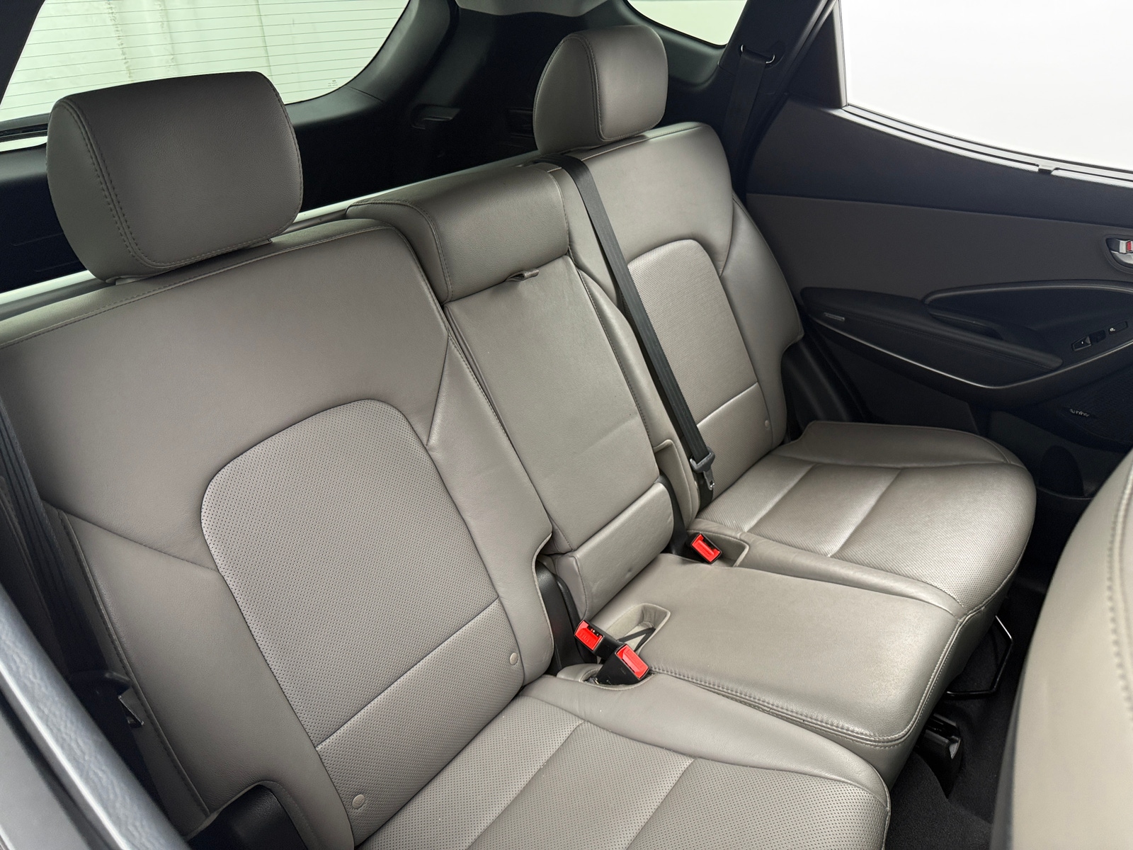 Thumbnail: 2017 Hyundai Santa Fe - 5