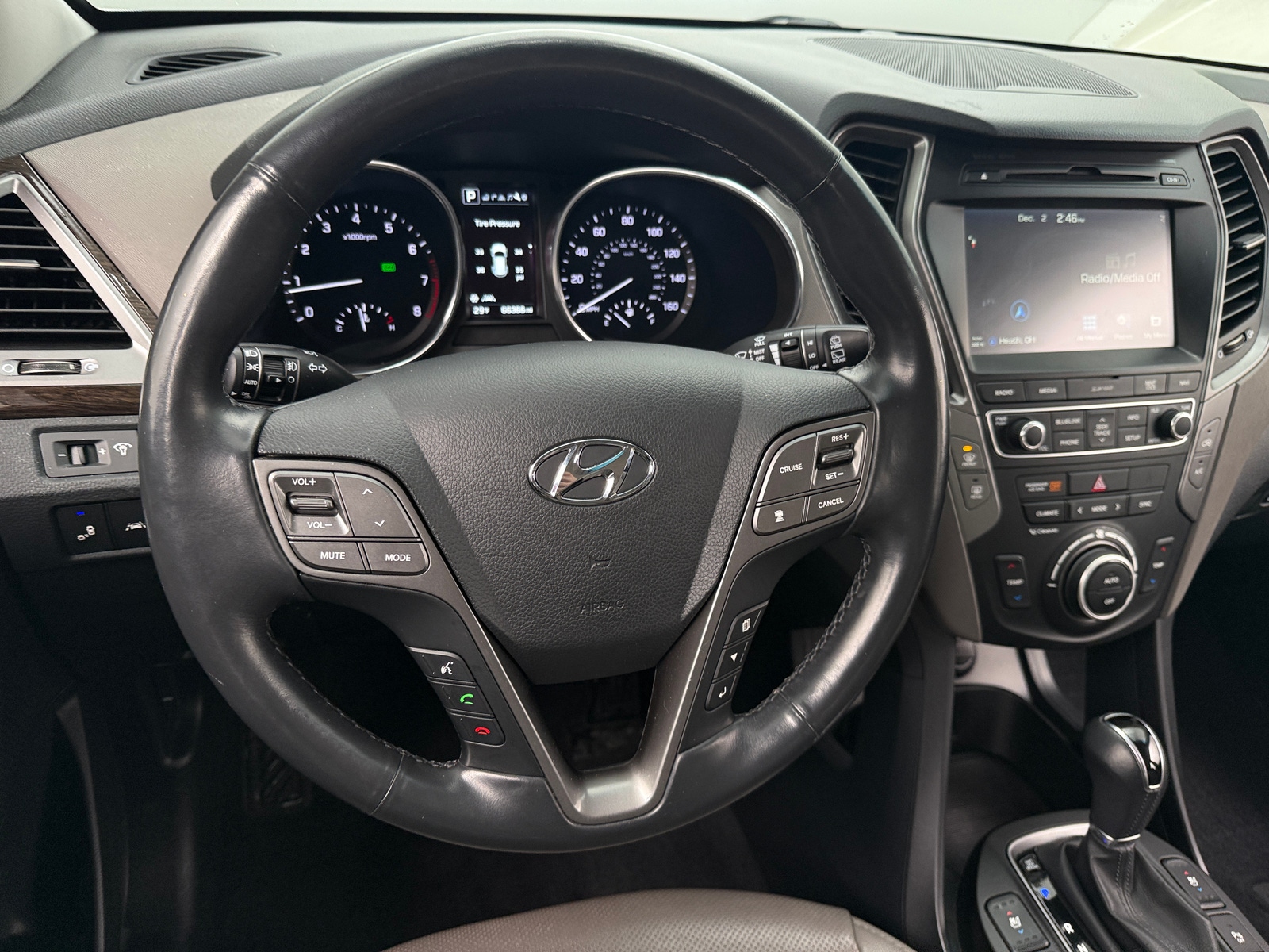 Thumbnail: 2017 Hyundai Santa Fe - 4