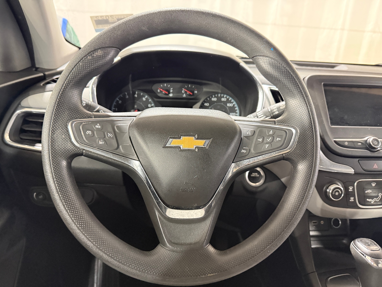 Thumbnail: 2019 Chevrolet Equinox - 5