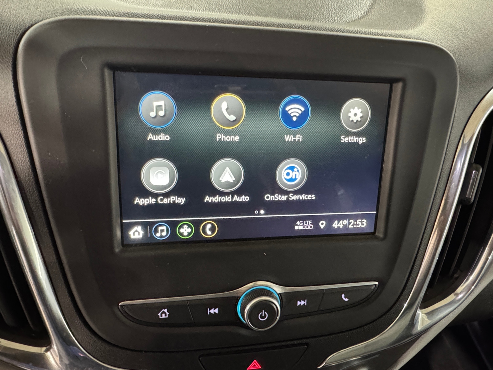 Thumbnail: 2019 Chevrolet Equinox - 4