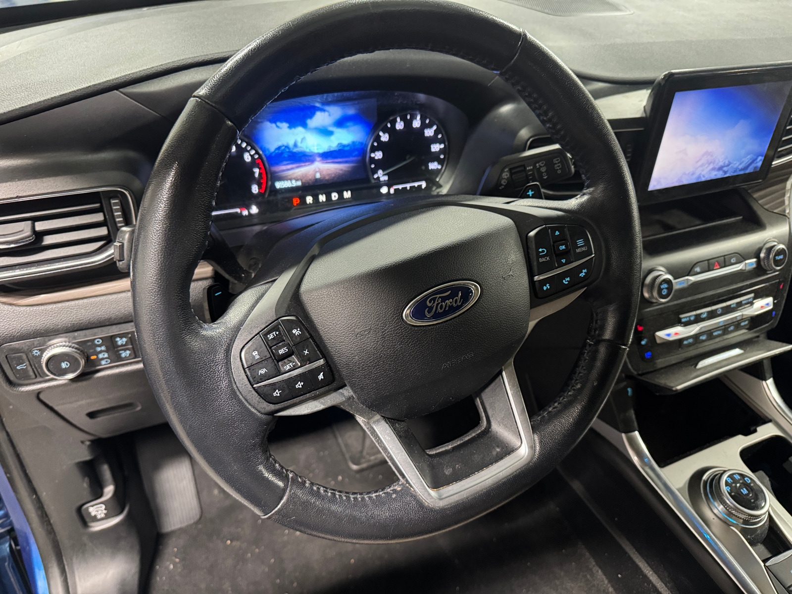 Thumbnail: 2020 Ford Explorer - 4