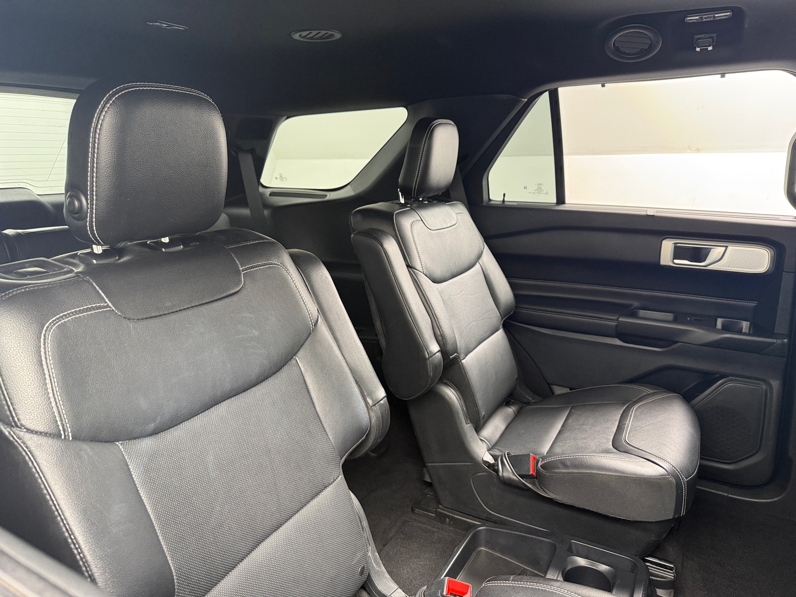 Thumbnail: 2020 Ford Explorer - 5