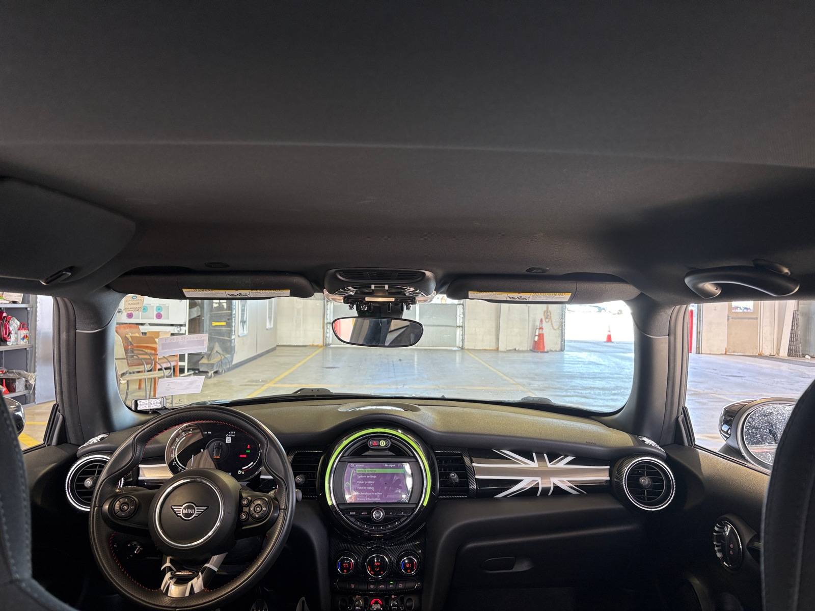 Thumbnail: 2021 MINI Cooper Hardtop - 3