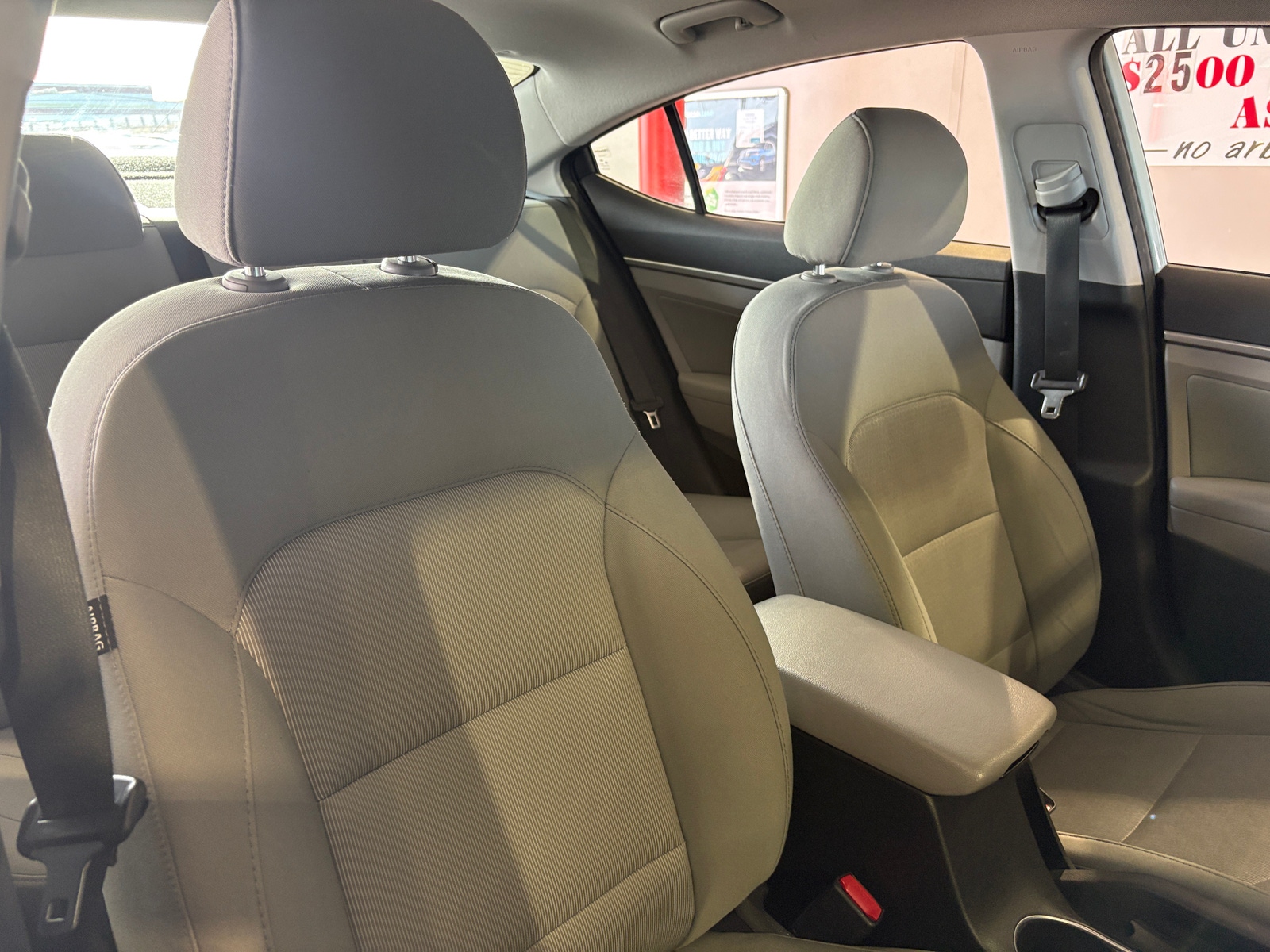 Thumbnail: 2017 Hyundai Elantra - 2