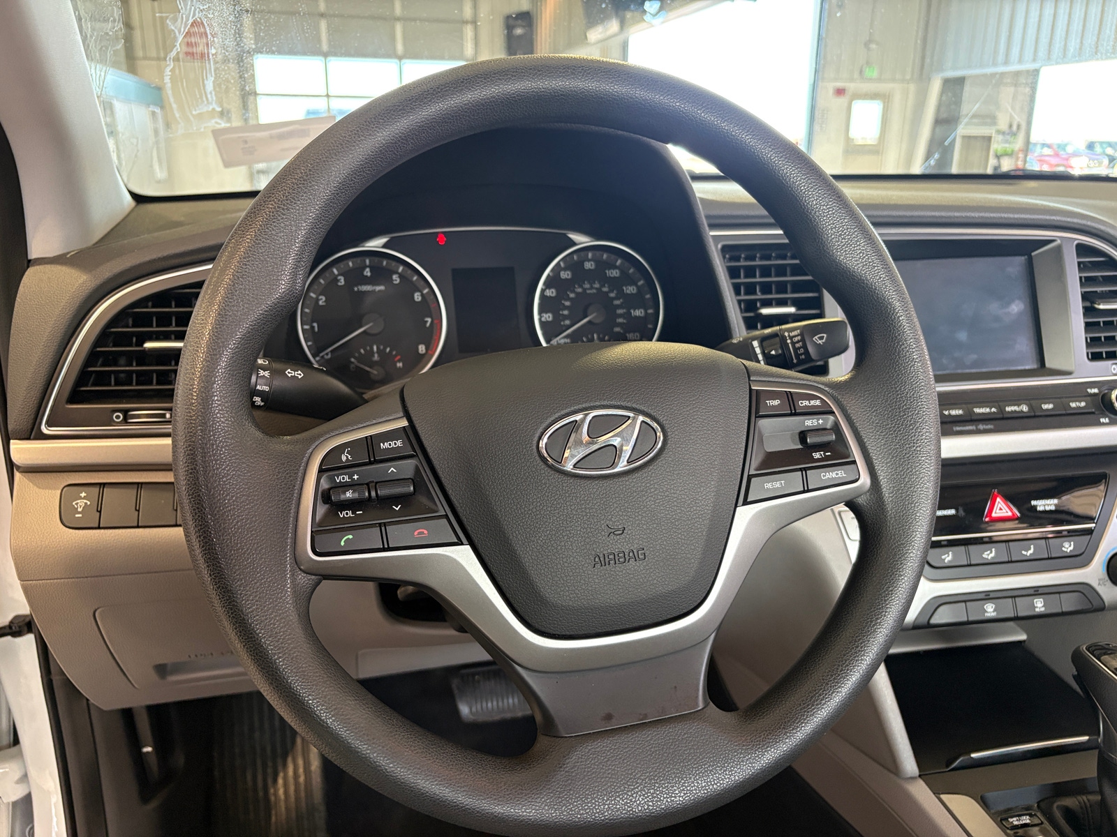 Thumbnail: 2017 Hyundai Elantra - 5