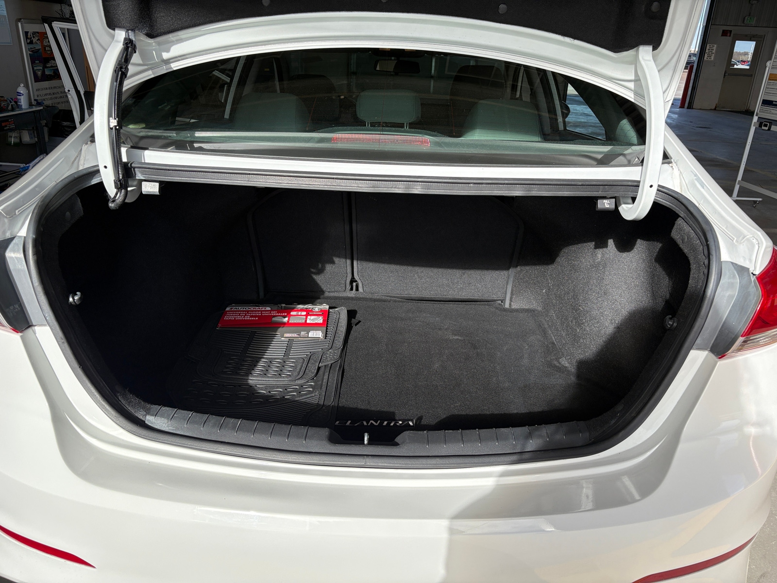 Thumbnail: 2017 Hyundai Elantra - 7