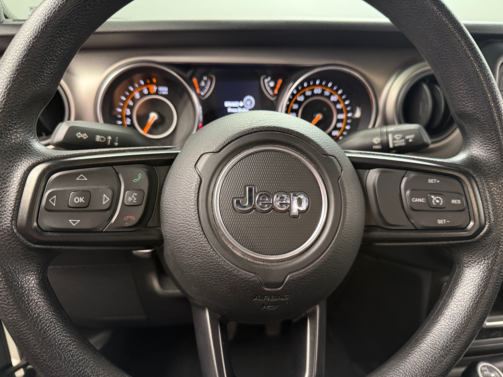 Thumbnail: 2020 Jeep Wrangler - 5