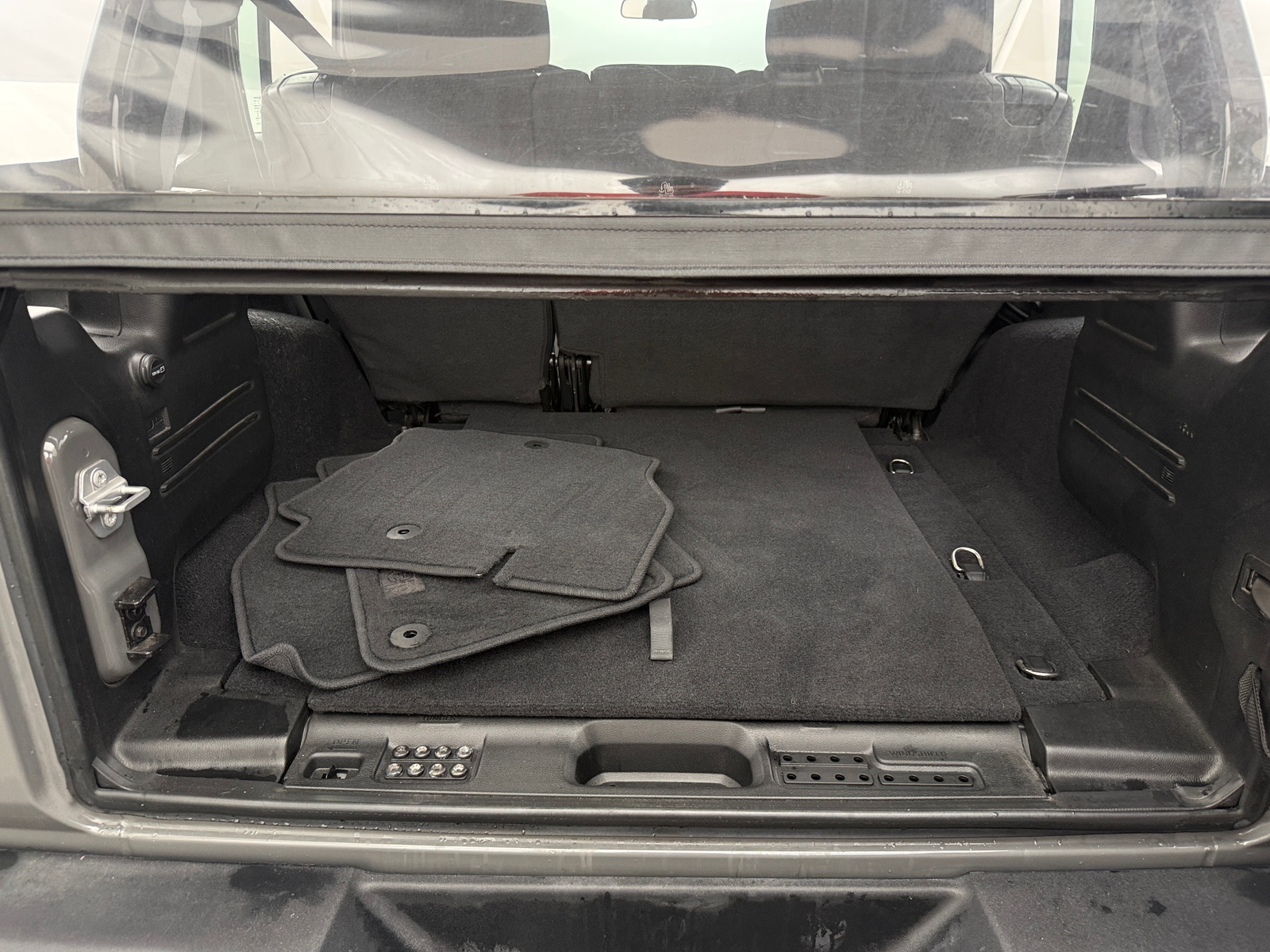 Thumbnail: 2020 Jeep Wrangler - 7