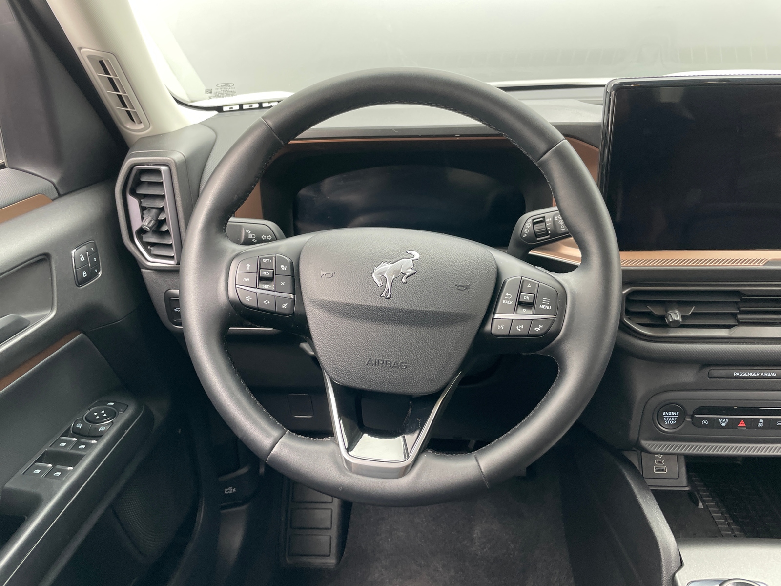 Thumbnail: 2025 Ford Bronco Sport - 4