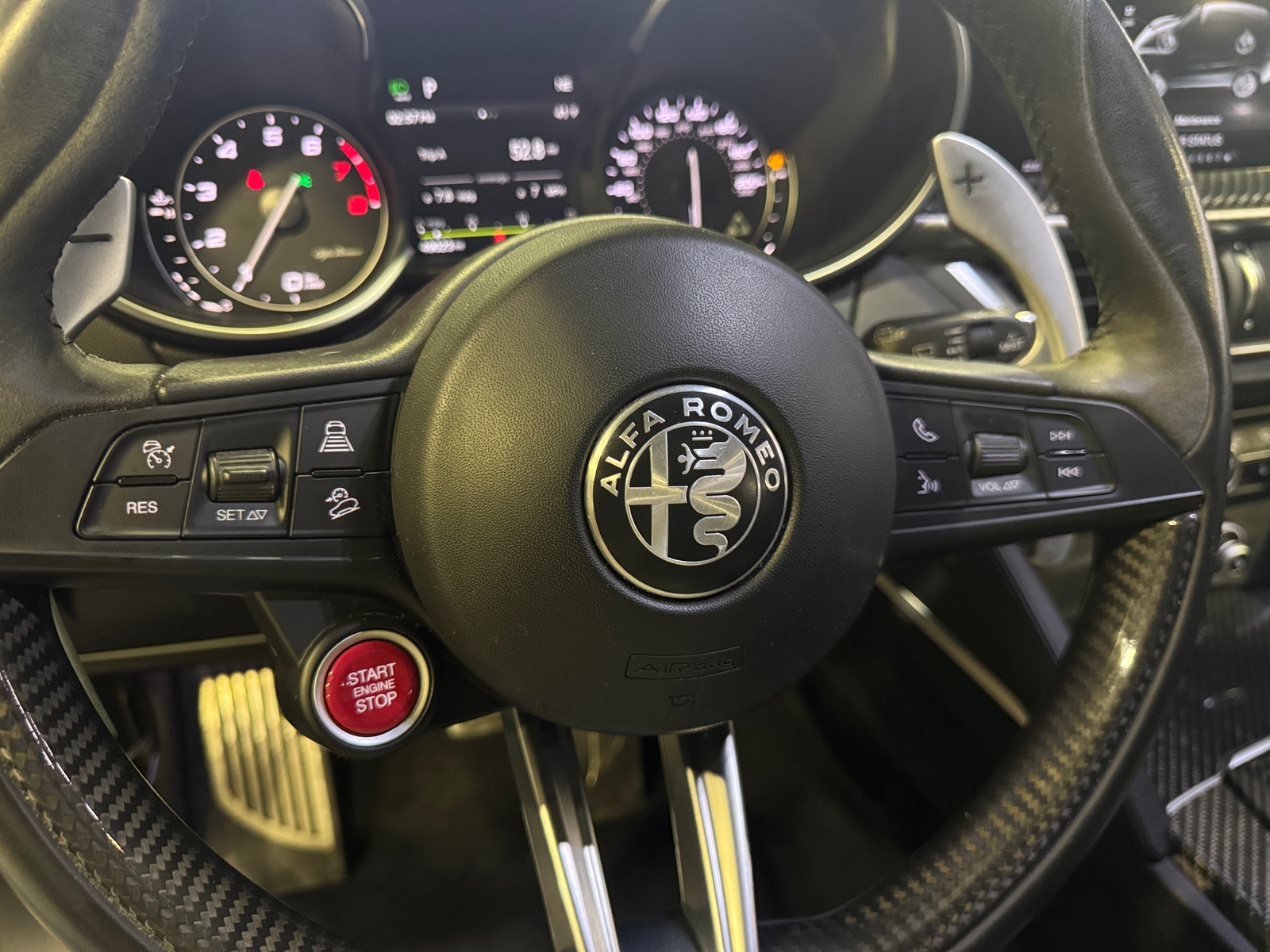 Thumbnail: 2019 Alfa Romeo Stelvio - 4