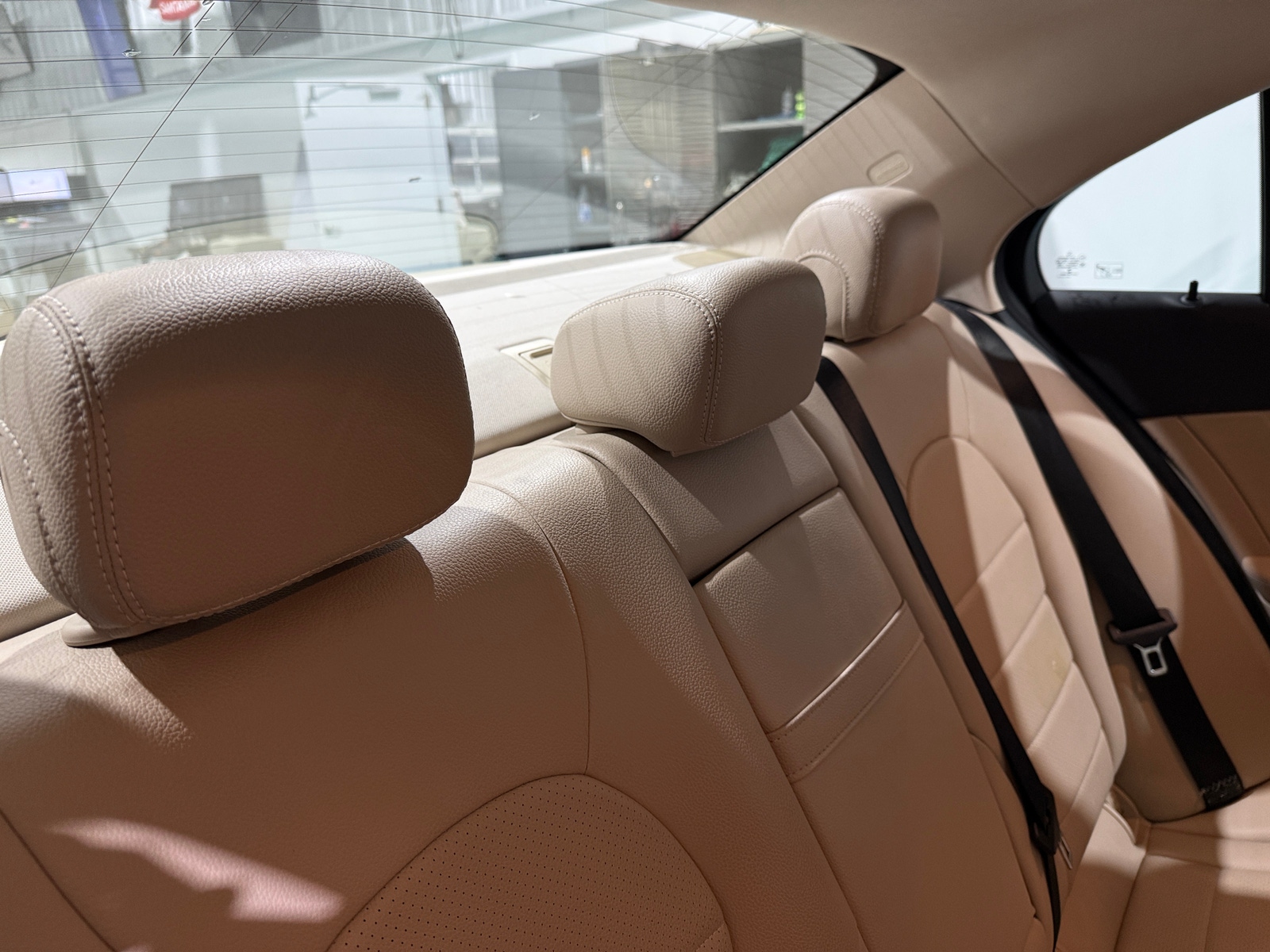 Thumbnail: 2016 Mercedes-Benz C-Class - 5