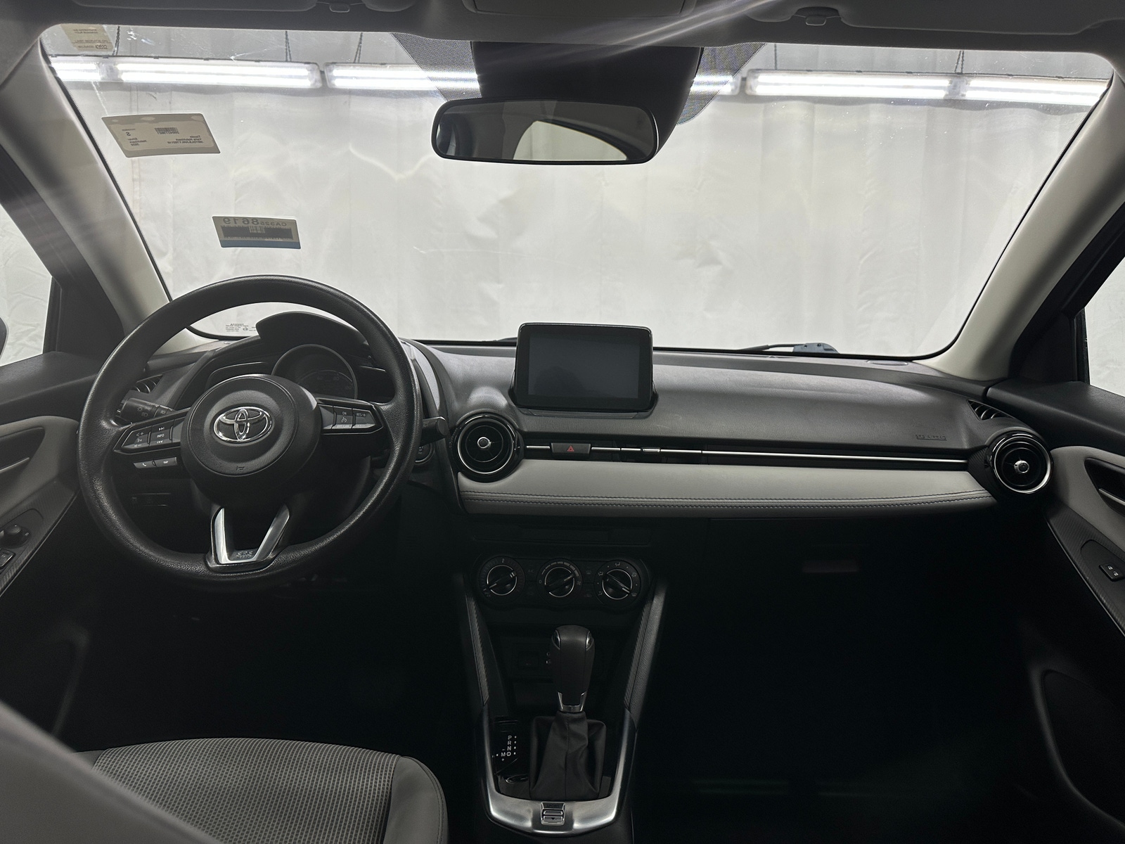 Thumbnail: 2020 Toyota Yaris - 3