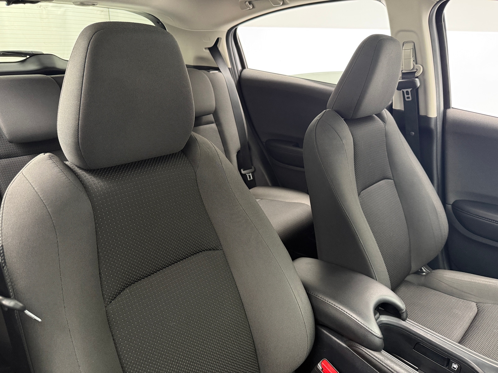 Thumbnail: 2022 Honda HR-V - 2