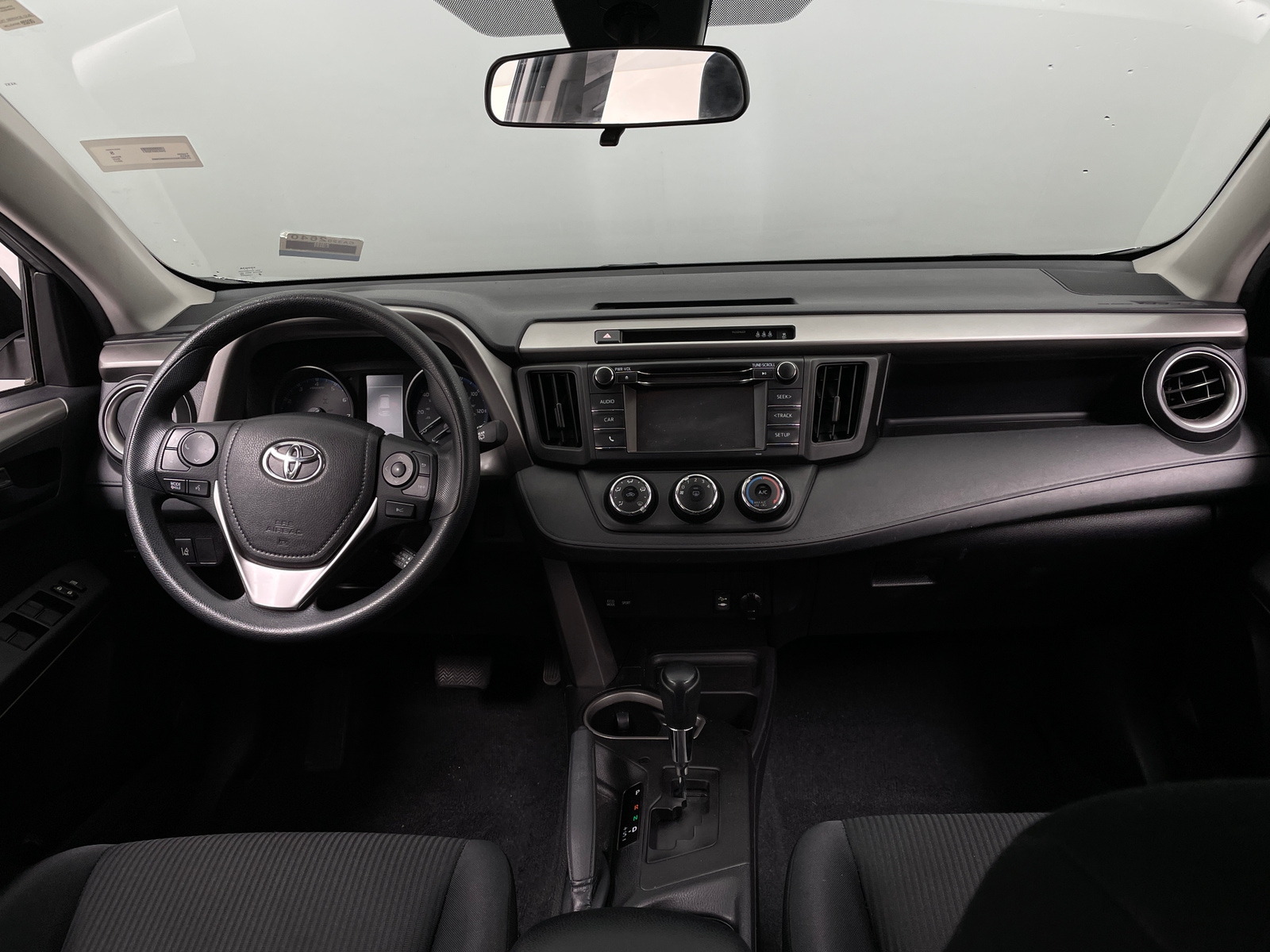 Thumbnail: 2017 Toyota RAV4 - 3