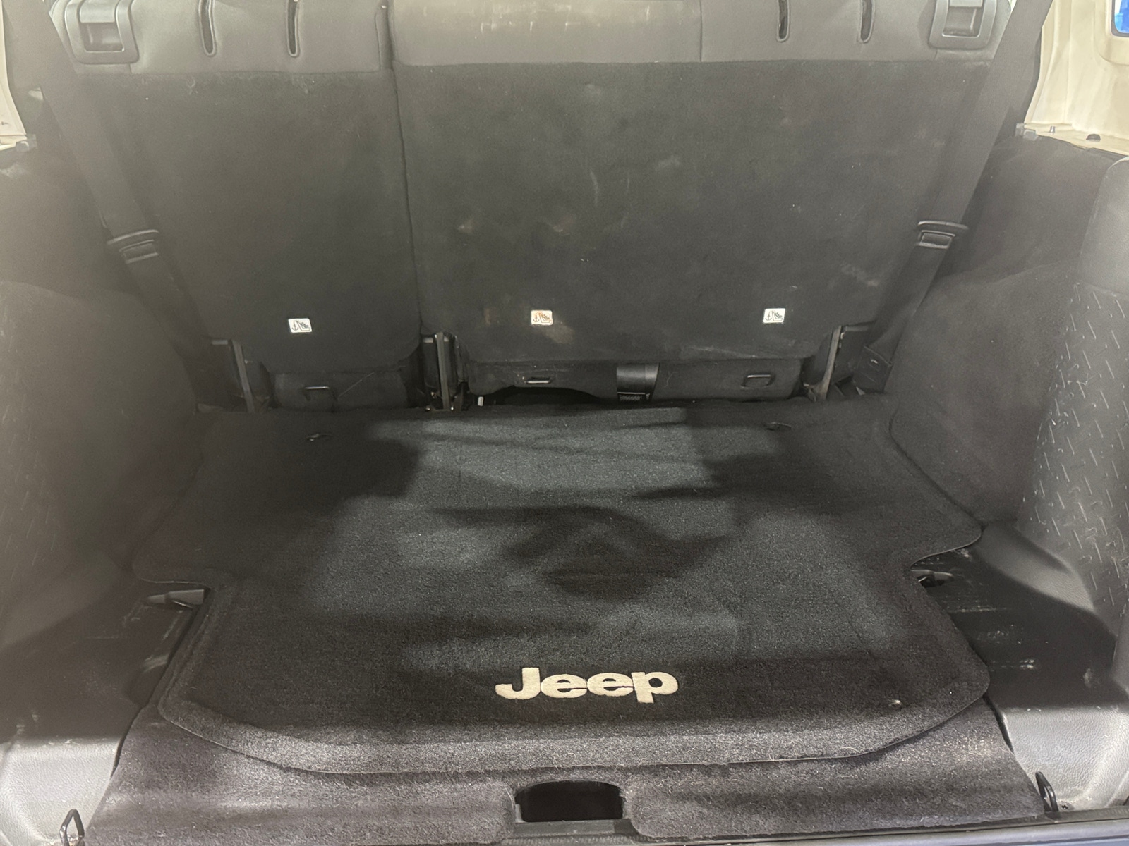 Thumbnail: 2017 Jeep Wrangler - 6