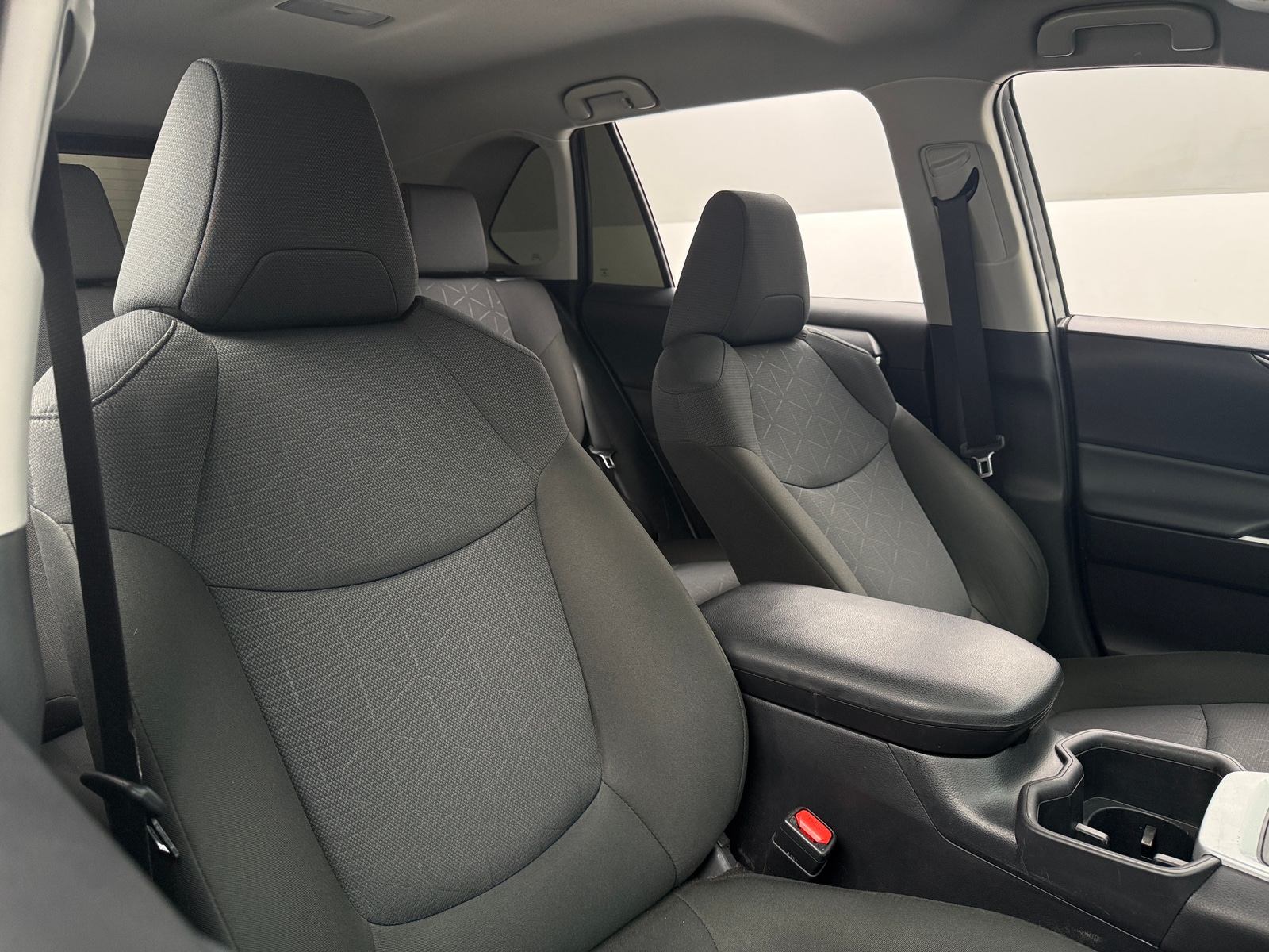 Thumbnail: 2025 Toyota RAV4 - 2