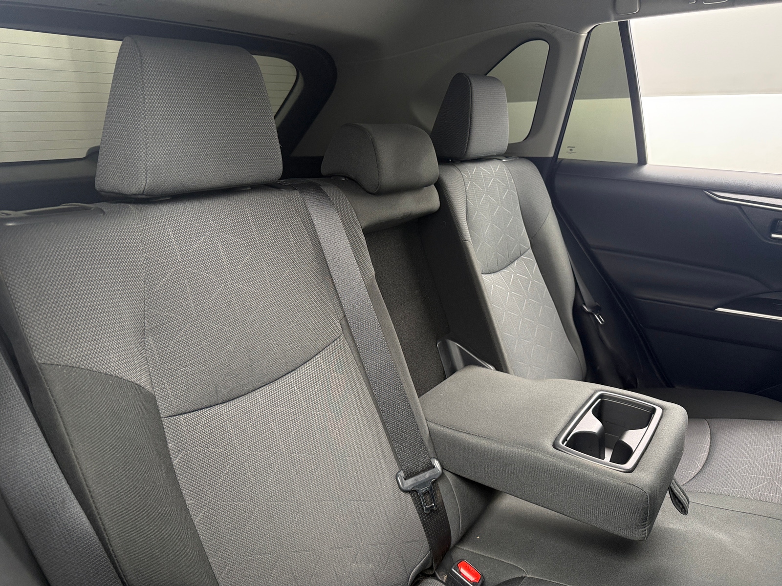 Thumbnail: 2025 Toyota RAV4 - 6