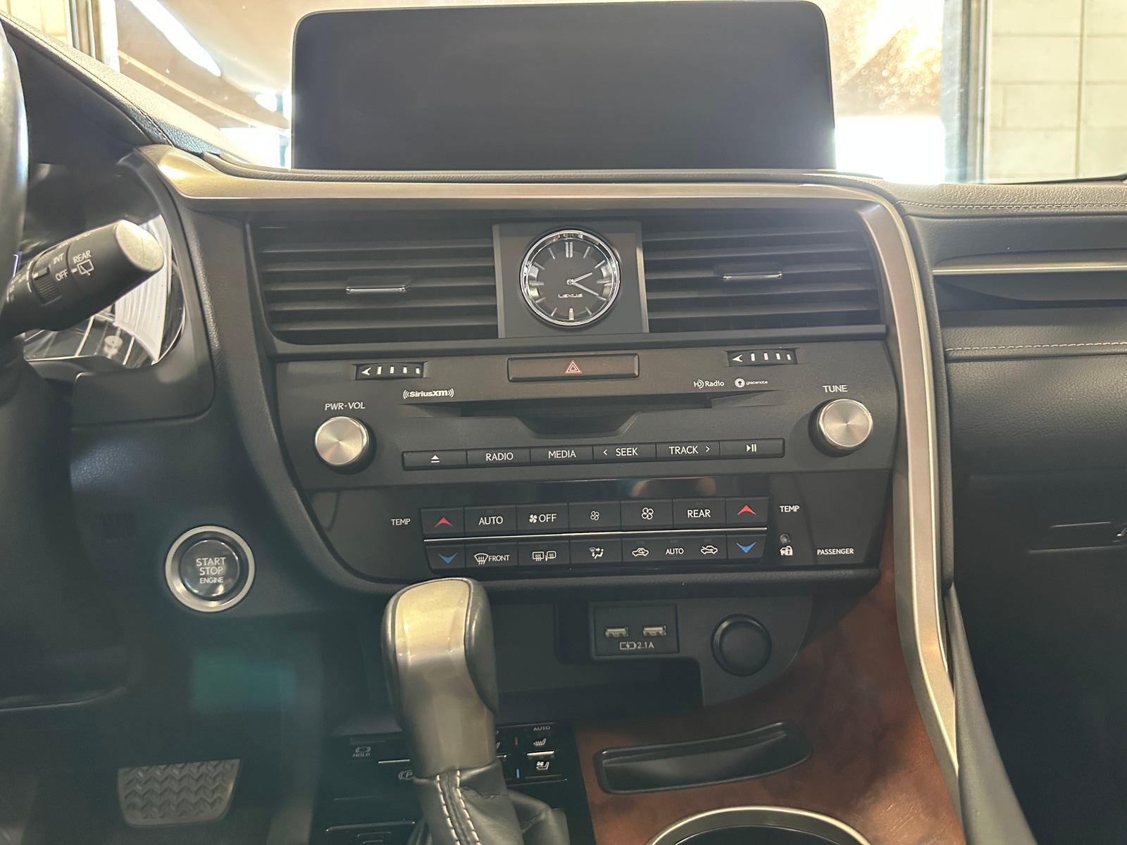 Thumbnail: 2020 Lexus RX - 3