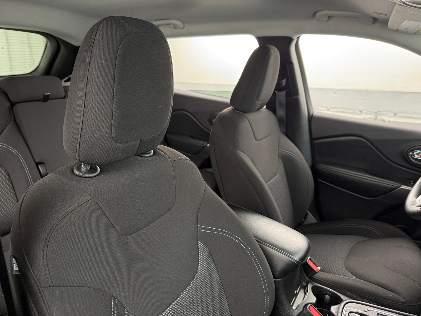 Thumbnail: 2020 Jeep Cherokee - 2