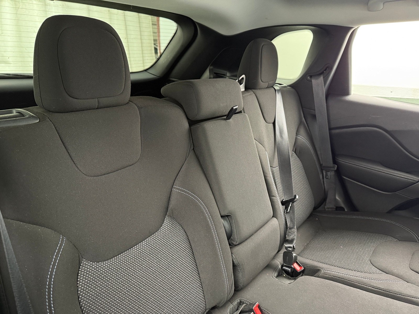 Thumbnail: 2020 Jeep Cherokee - 6