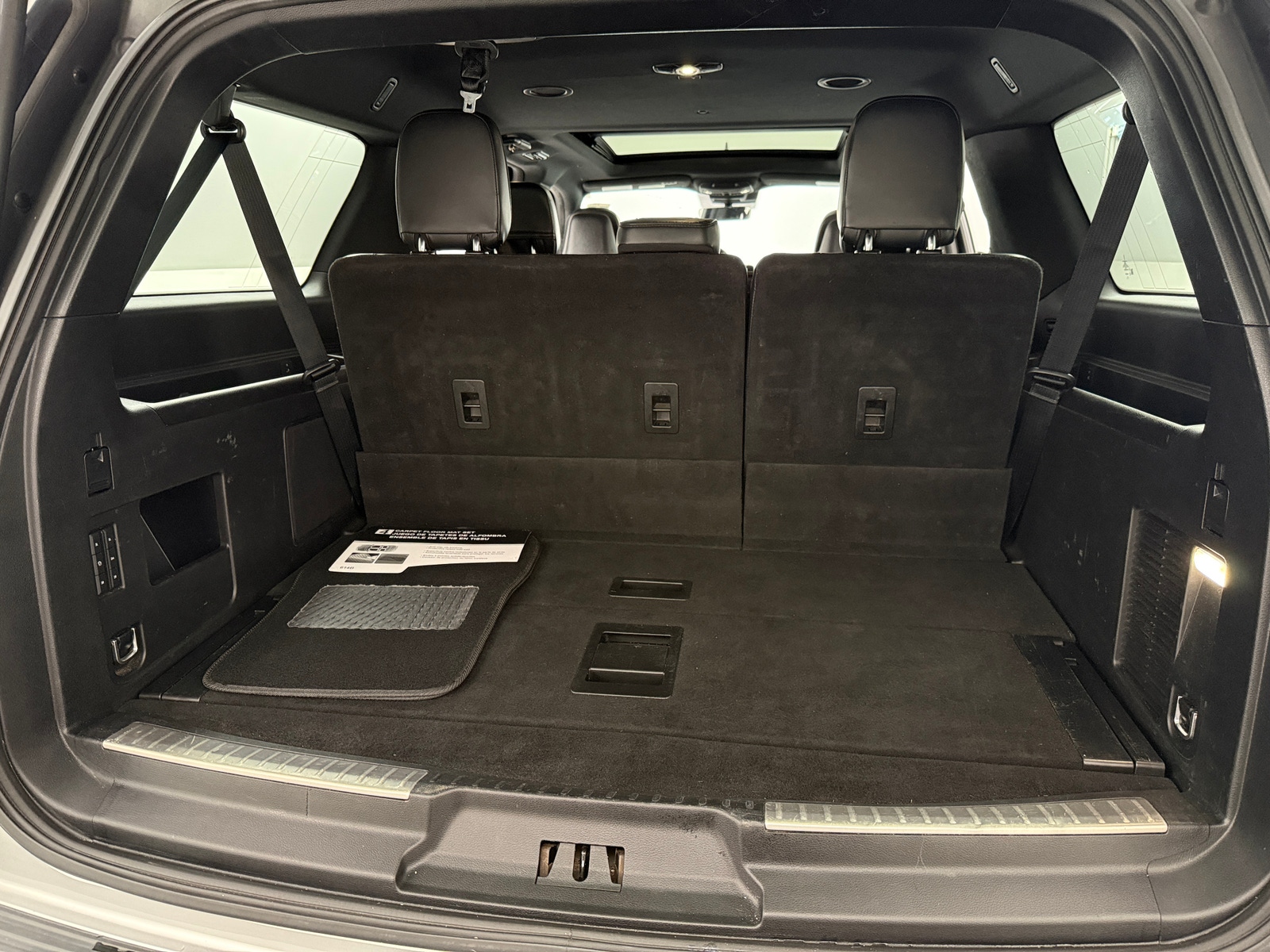 Thumbnail: 2019 Lincoln Navigator L - 6