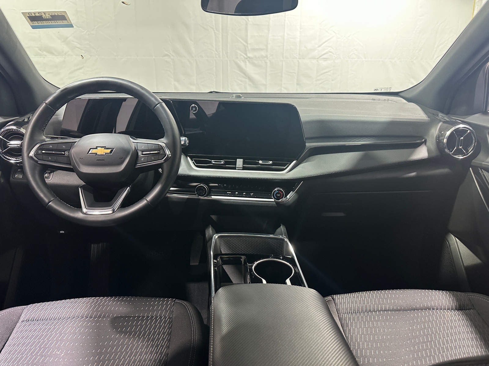 Thumbnail: 2025 Chevrolet Equinox - 3