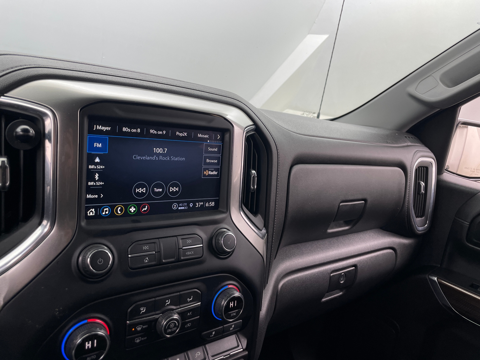 Thumbnail: 2021 Chevrolet Silverado 1500 - 4