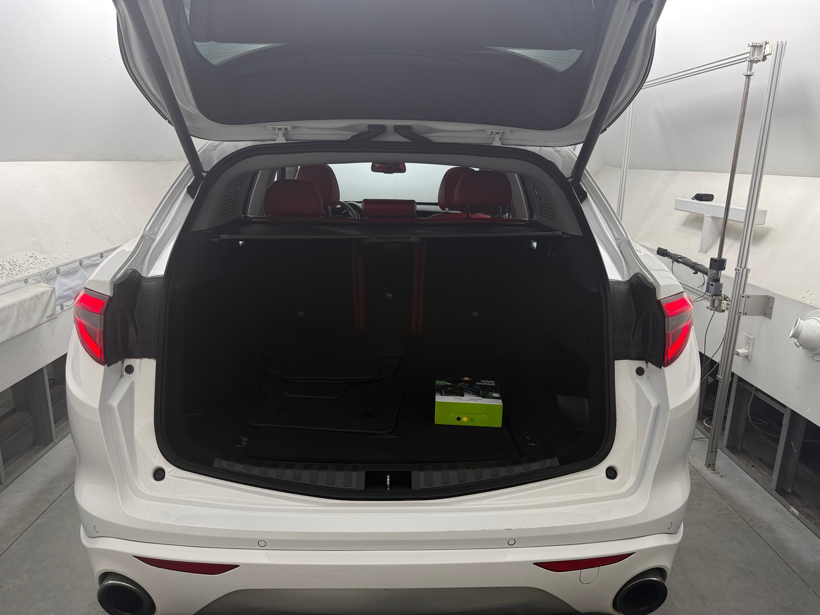 Thumbnail: 2020 Alfa Romeo Stelvio - 6