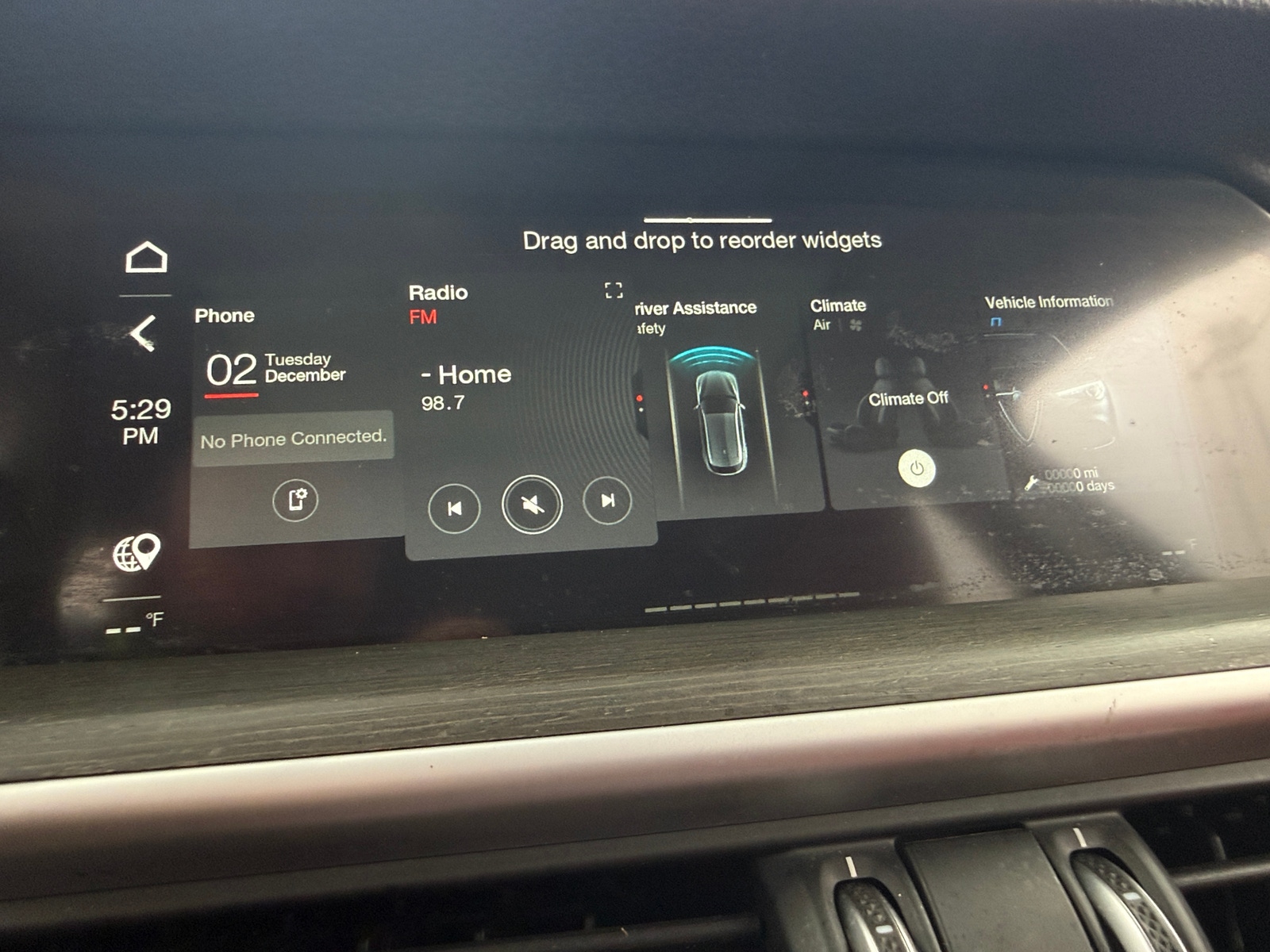 Thumbnail: 2020 Alfa Romeo Stelvio - 3