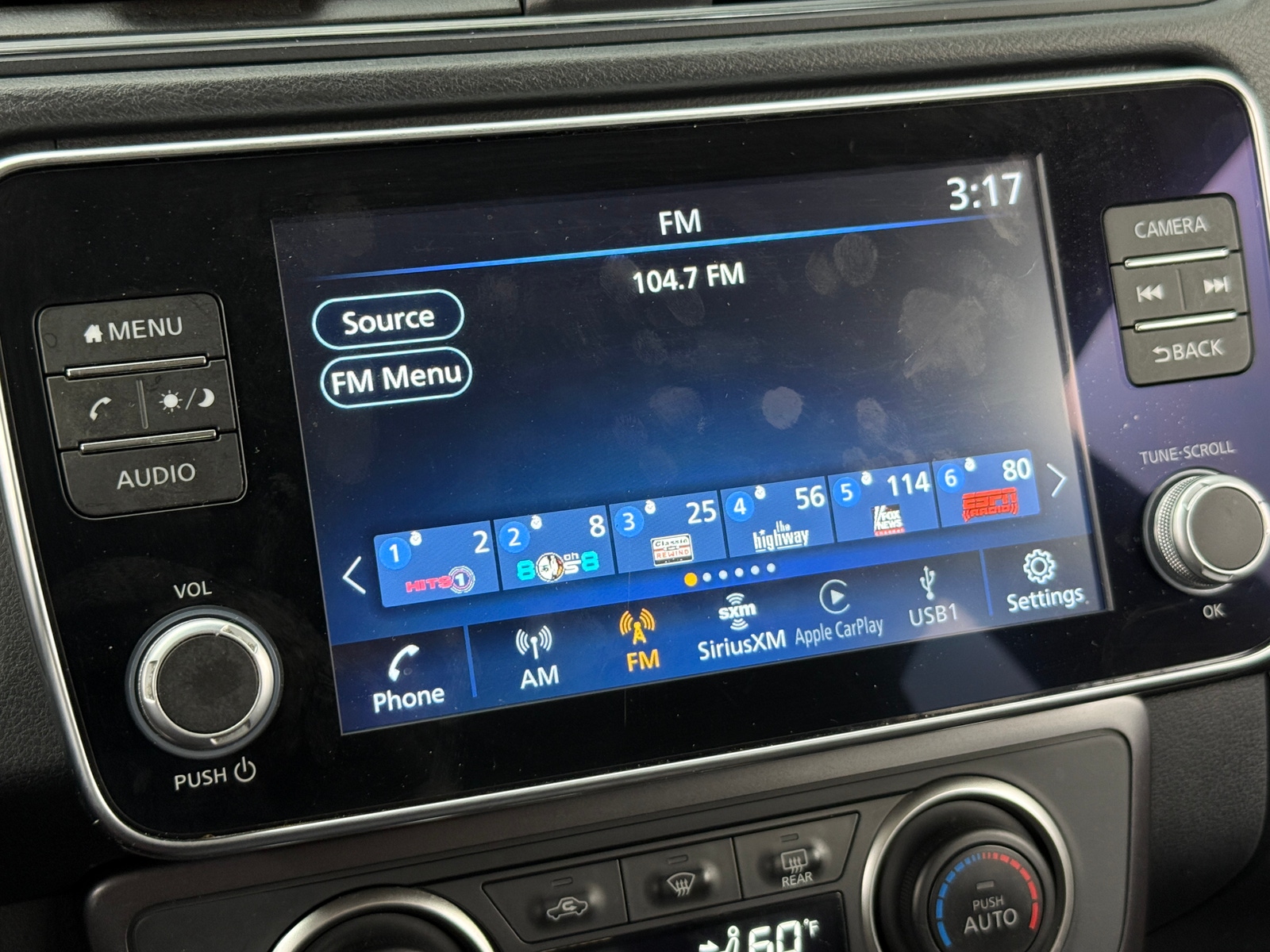 Thumbnail: 2023 Nissan Leaf - 4