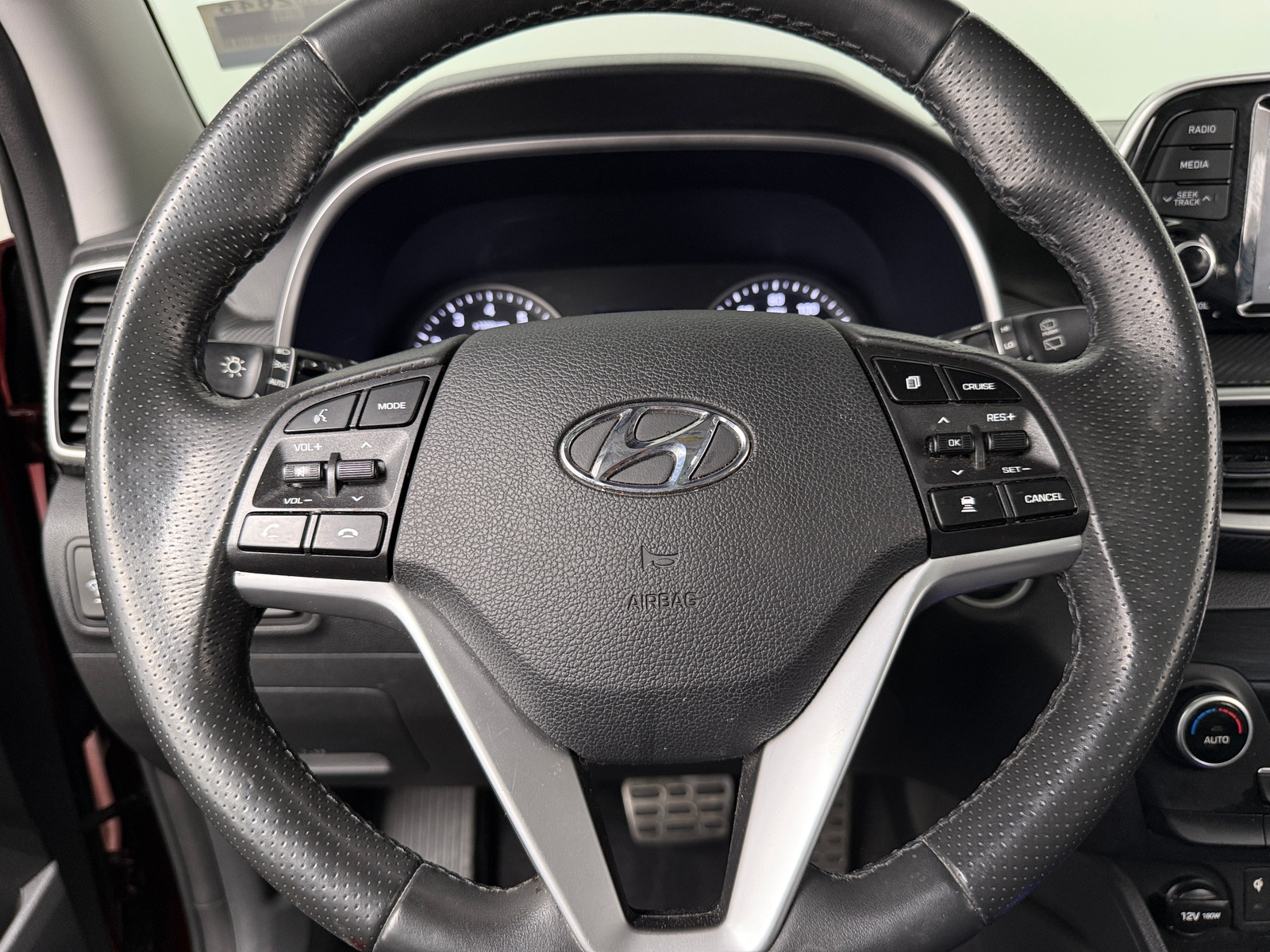 Thumbnail: 2019 Hyundai Tucson - 5