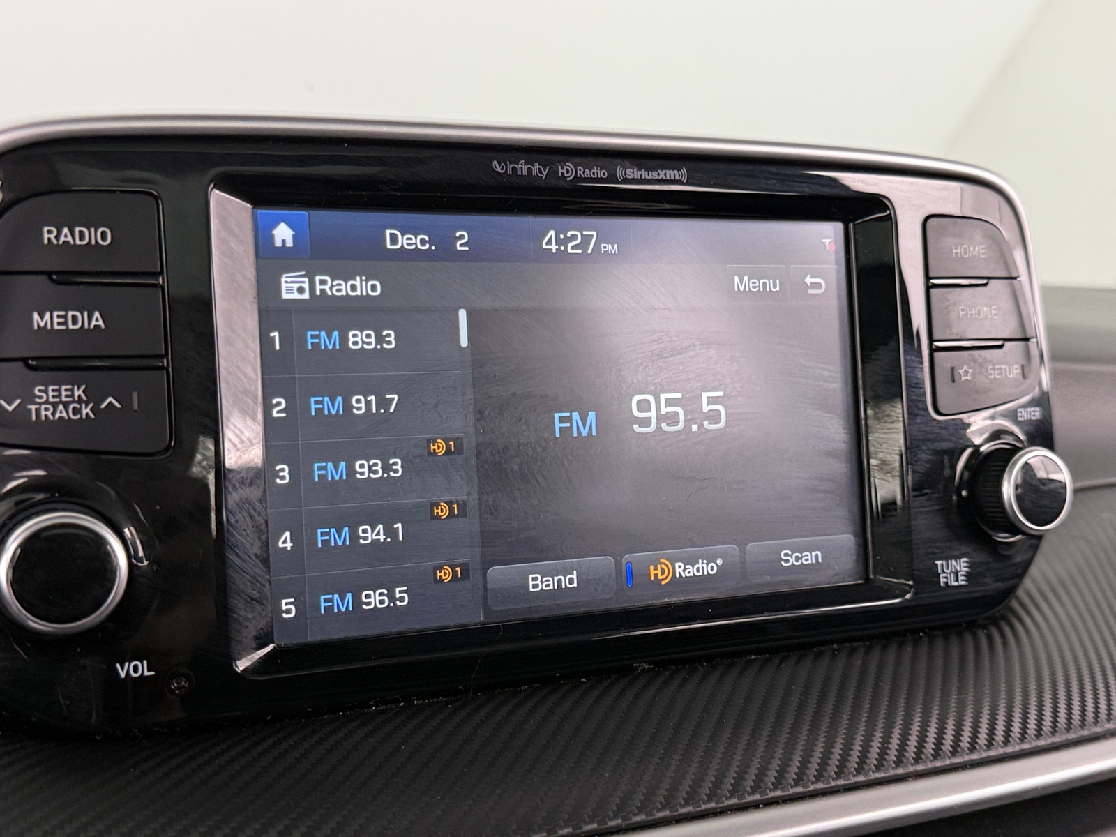 Thumbnail: 2019 Hyundai Tucson - 4