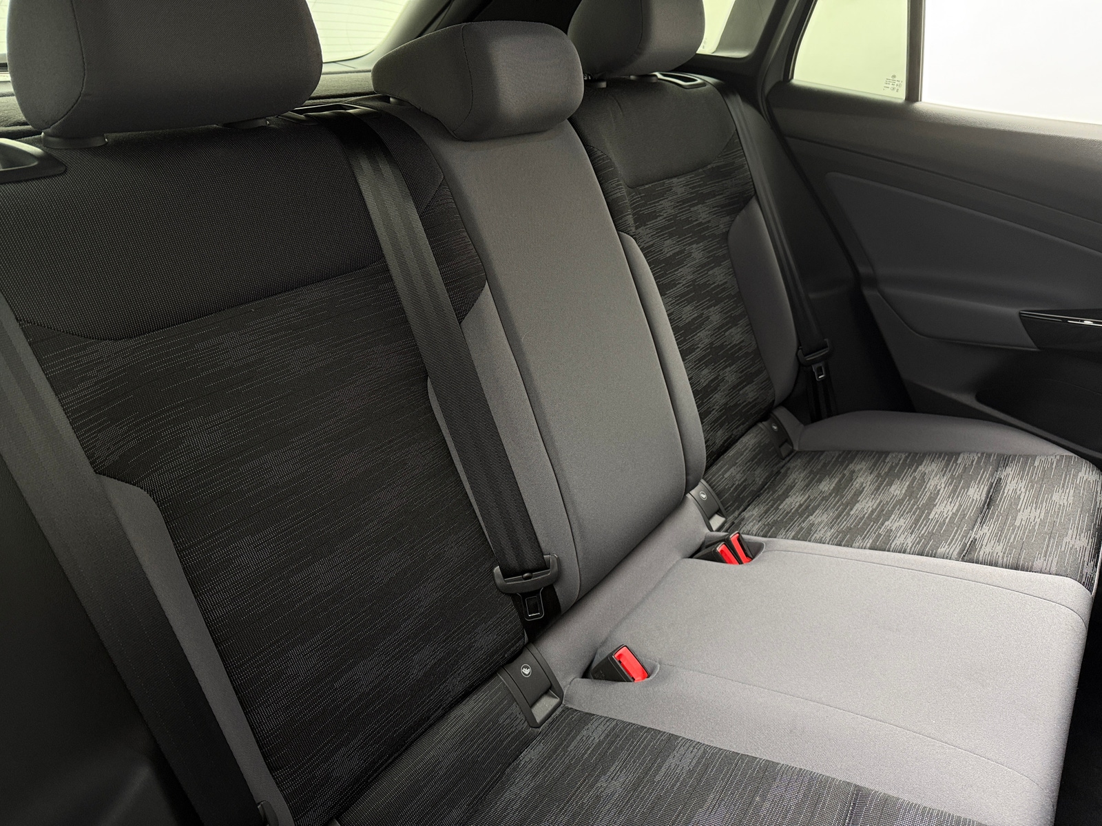 Thumbnail: 2022 Volkswagen ID.4 - 6