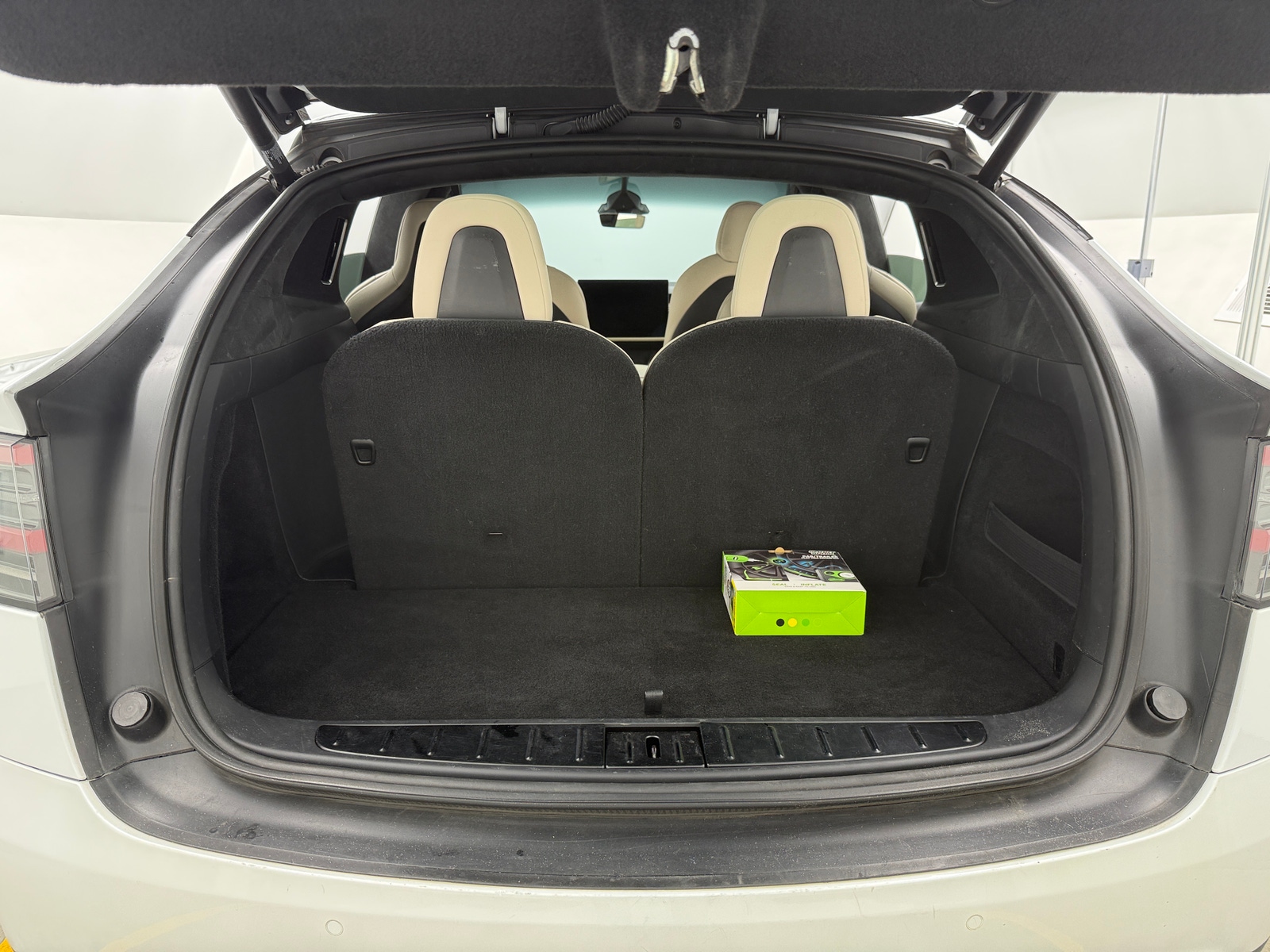 Thumbnail: 2023 Tesla Model X - 6